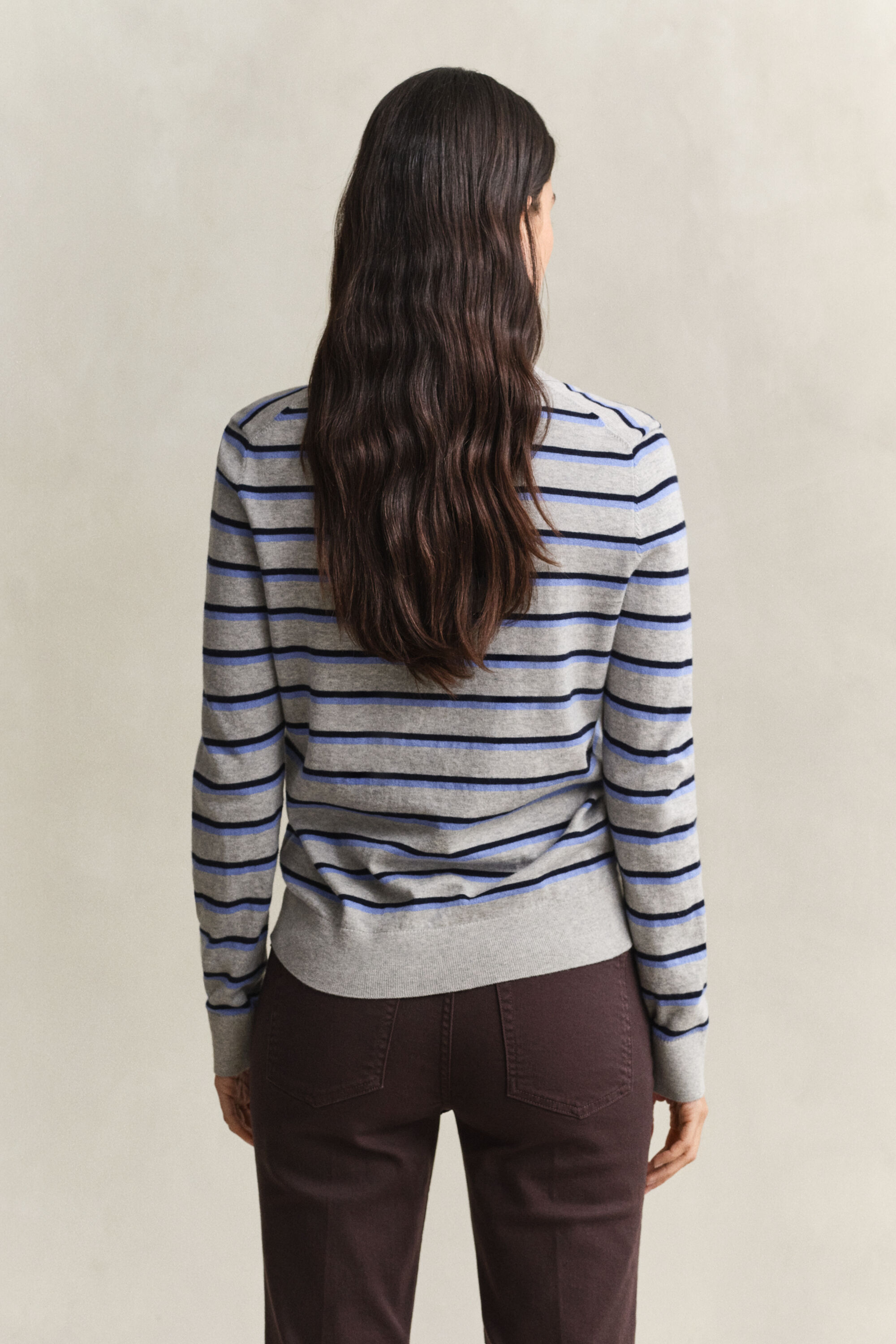 Gestreifter Feinstrickpullover
