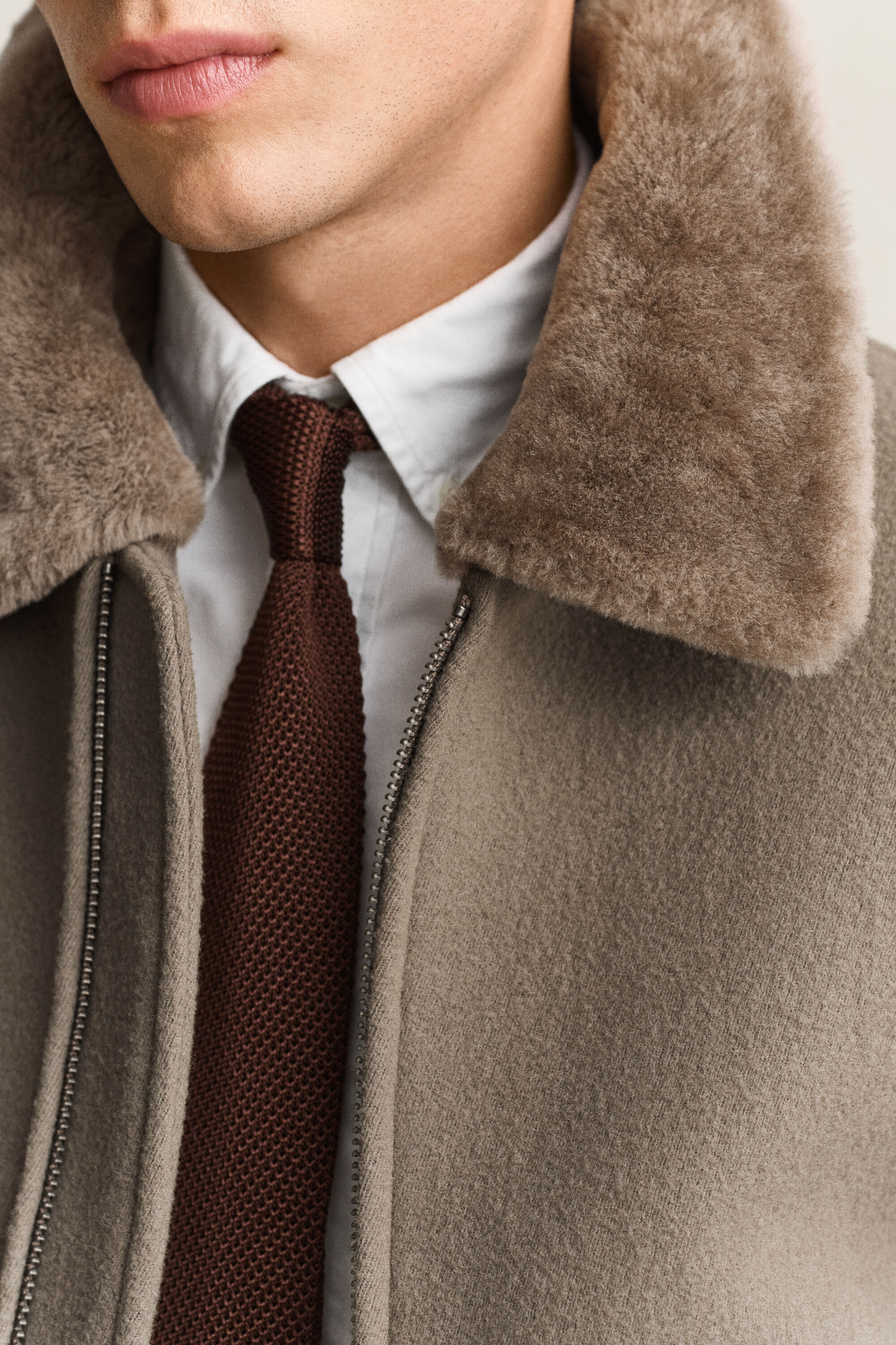 Fliegerjacke aus Wolle mit Shearlingesatz