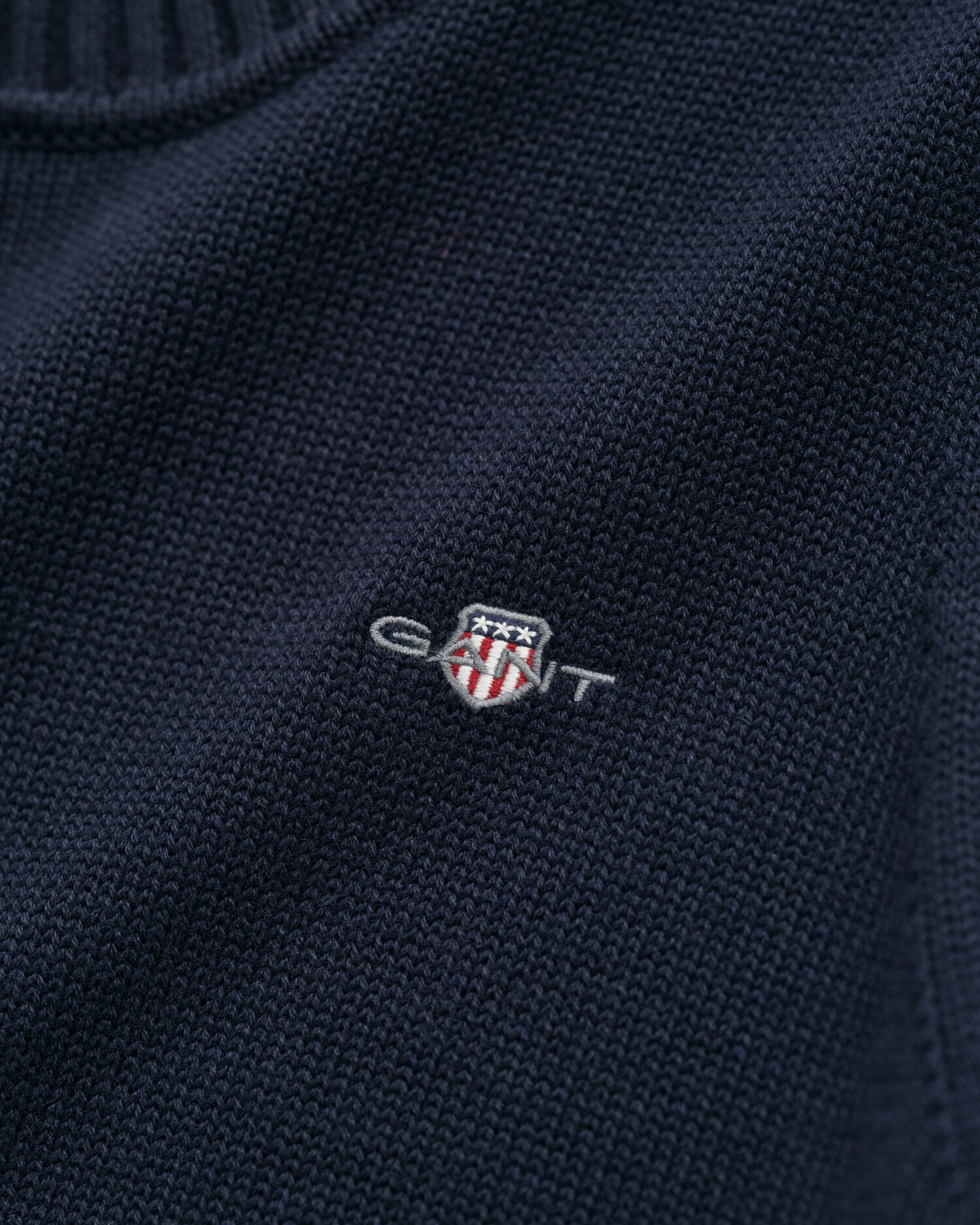 Klassischer Rundhalspullover aus Baumwolle