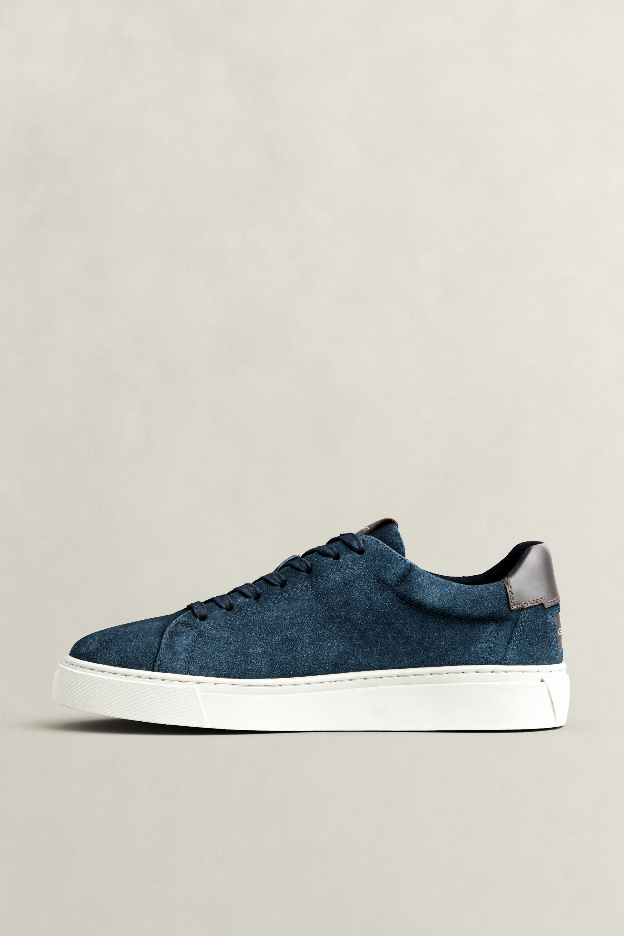 McJulien Sneaker aus Veloursleder