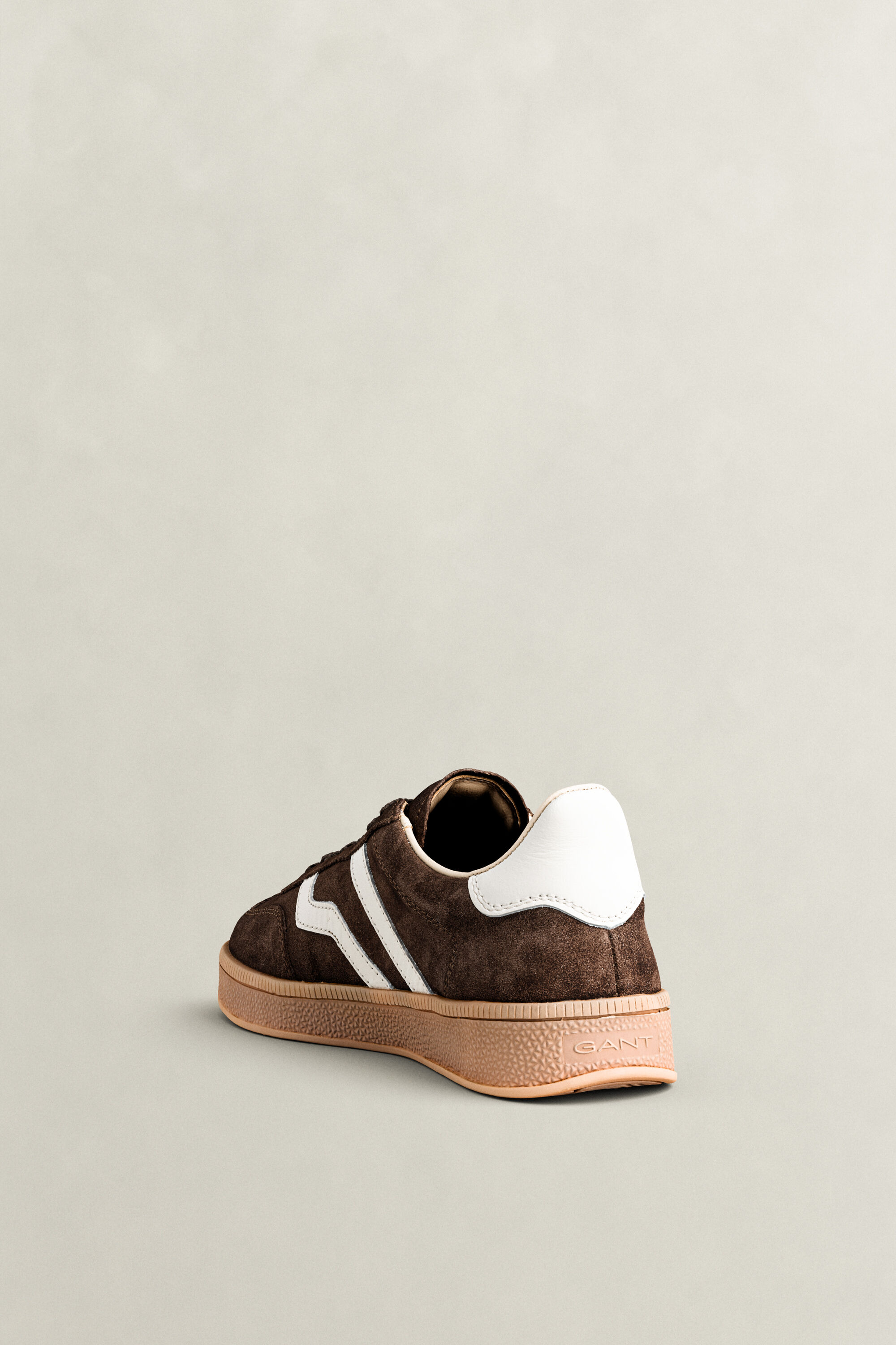 Cuzima Sneaker aus Veloursleder