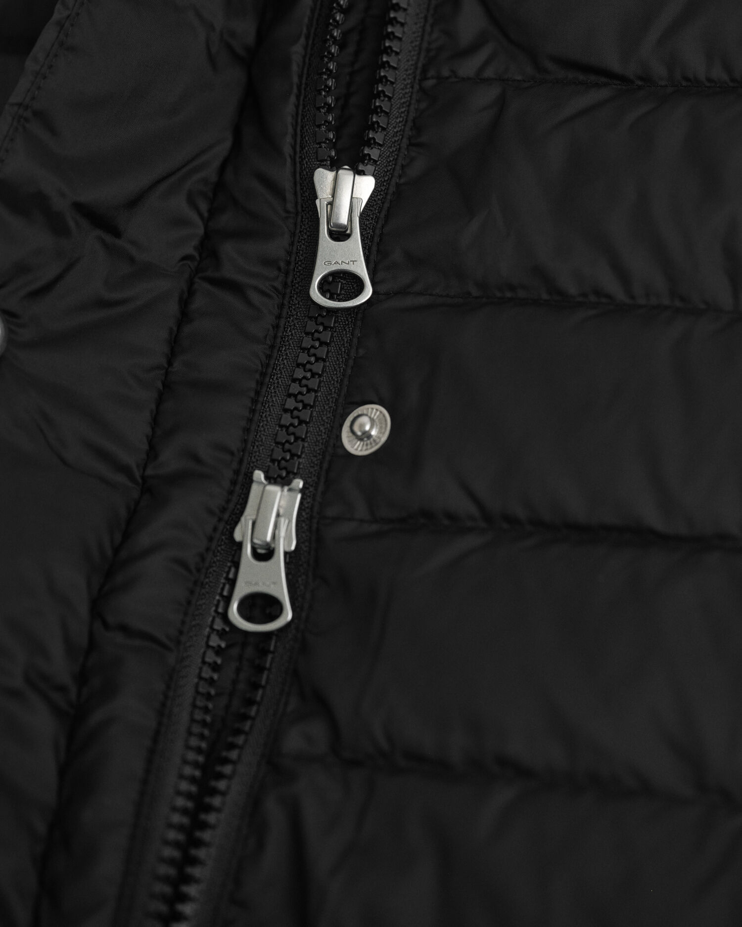 Leichter Daunenmantel