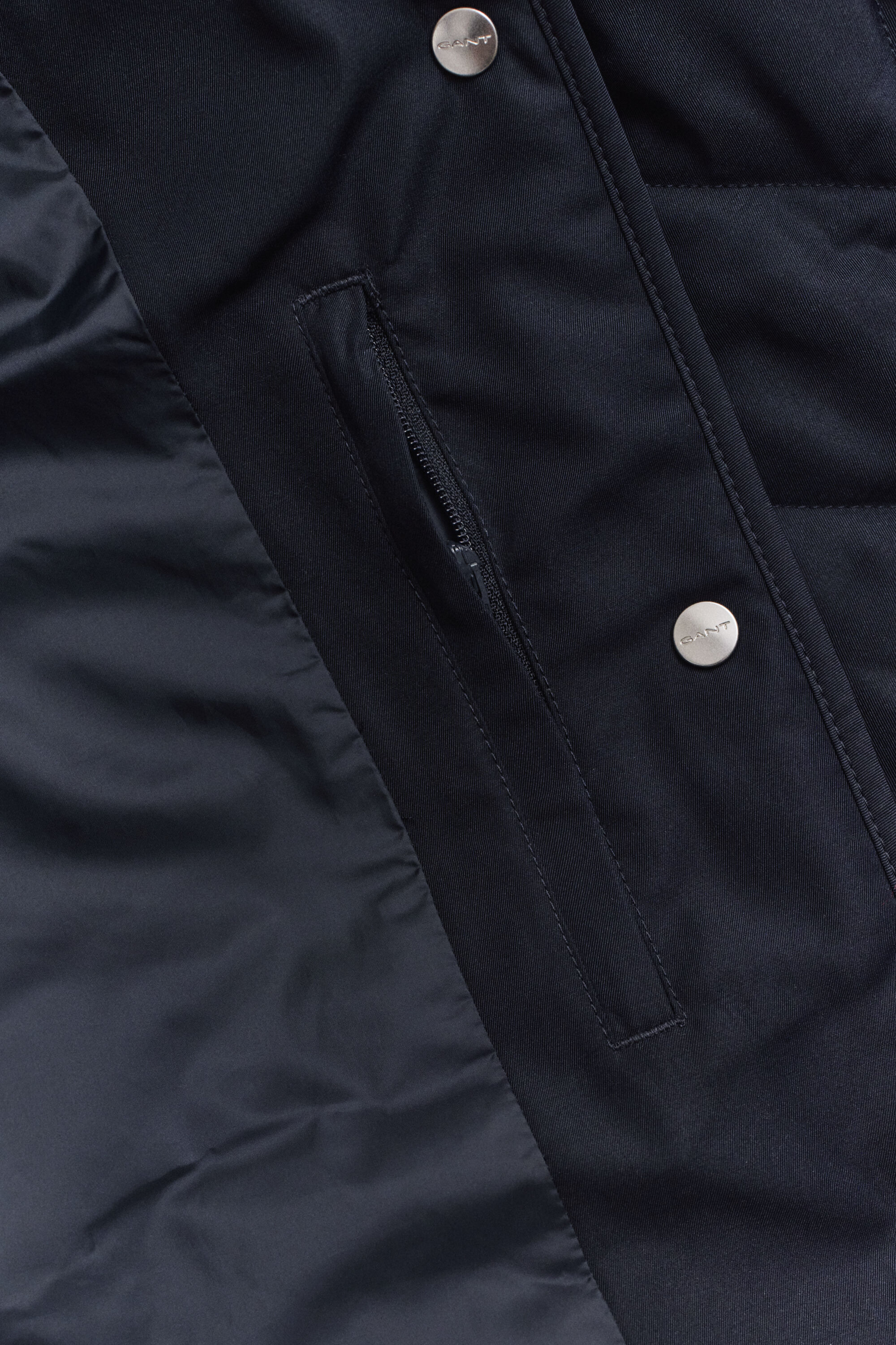 Taillierte Steppjacke
