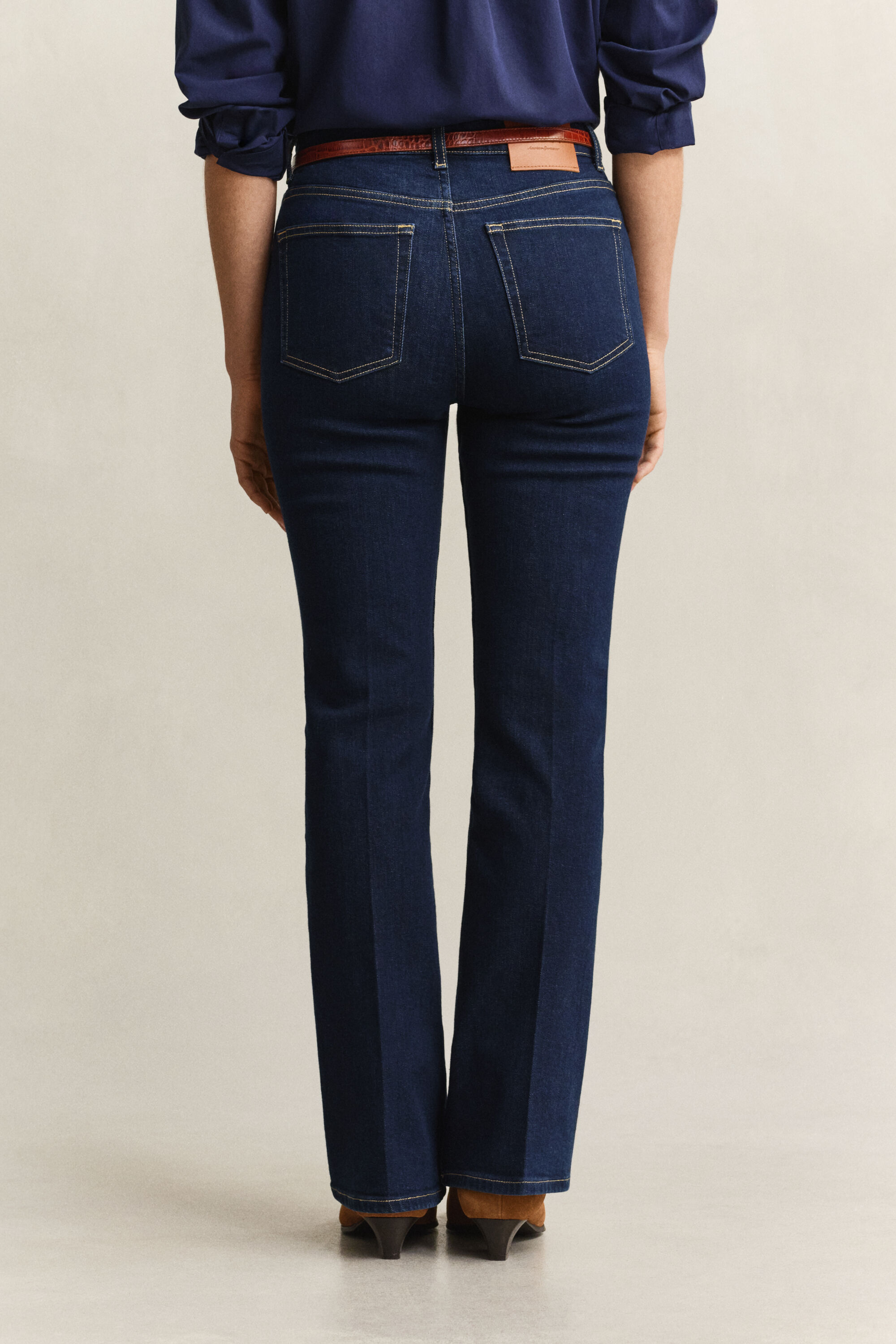 Ausgestellte Slim Fit Stretch-Jeans