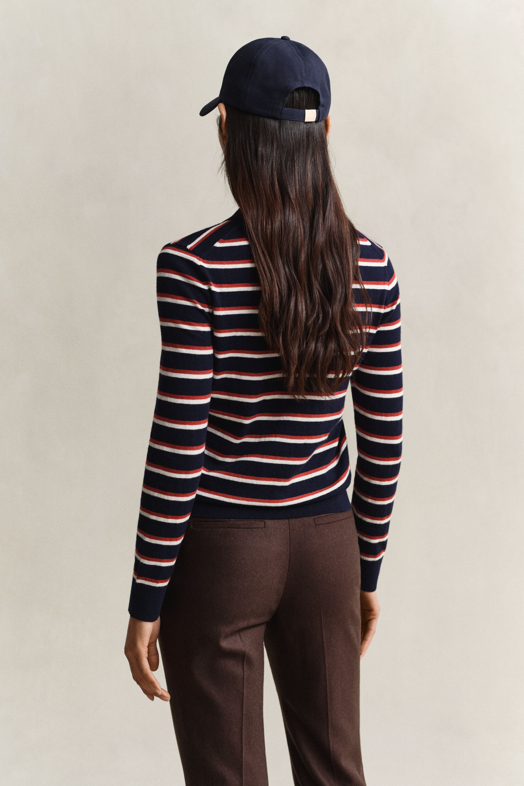 Gestreifter Feinstrickpullover