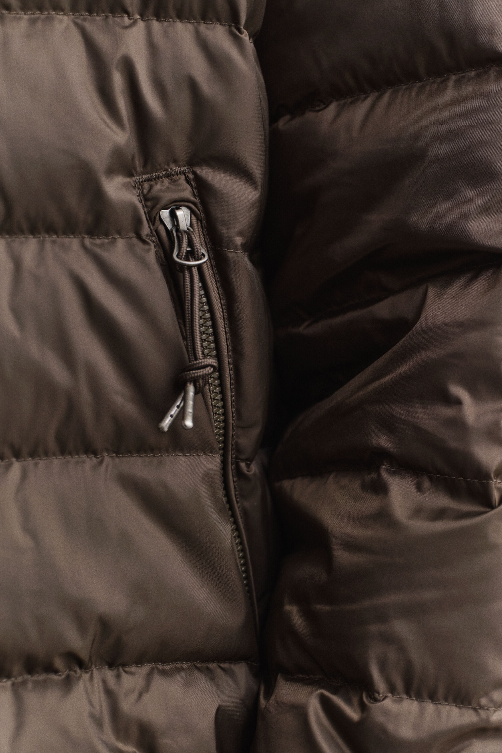 Leichte Daunenjacke