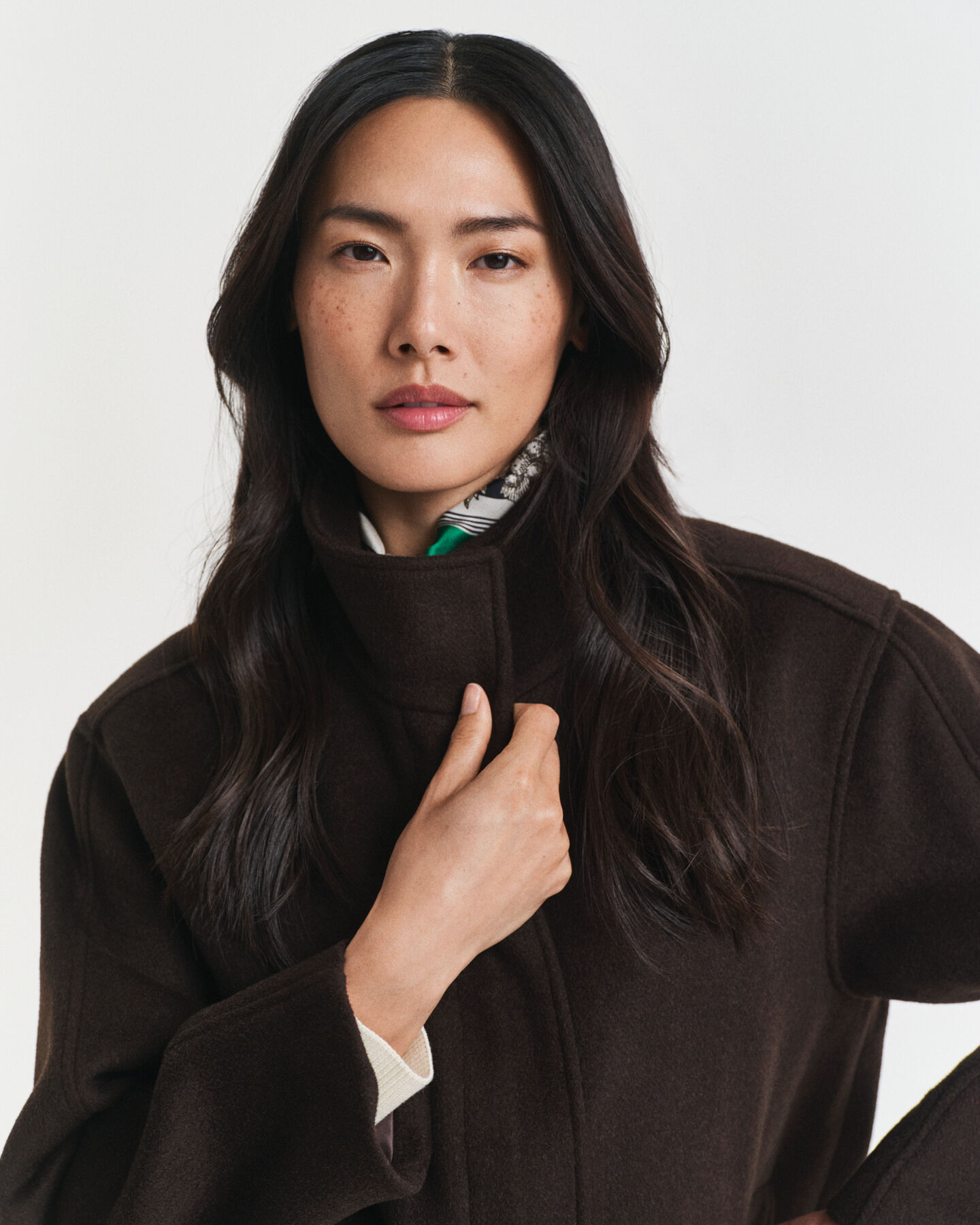 Kurze Rei&szlig;verschlussjacke aus Wolle