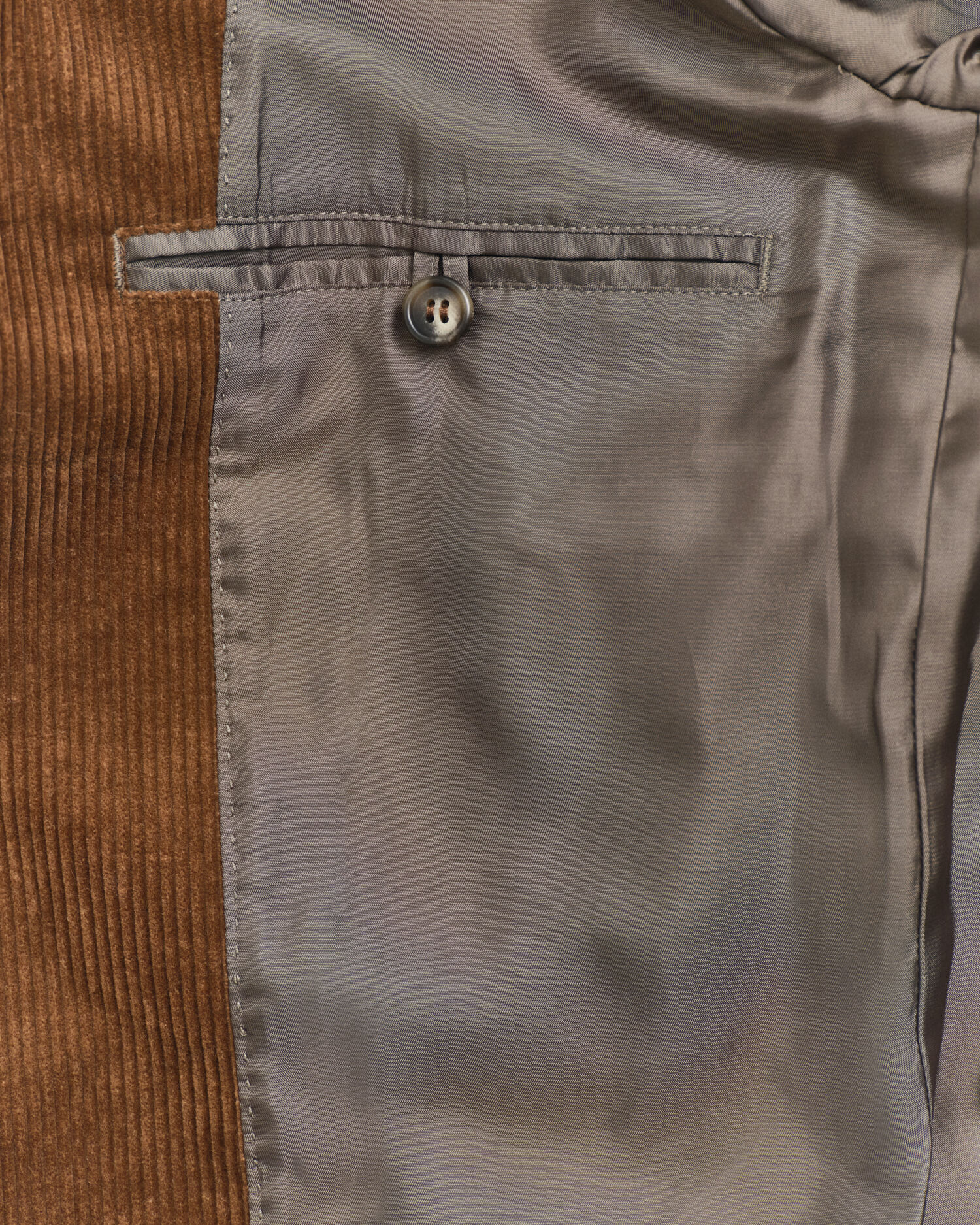 Puffer Jacke aus Cord