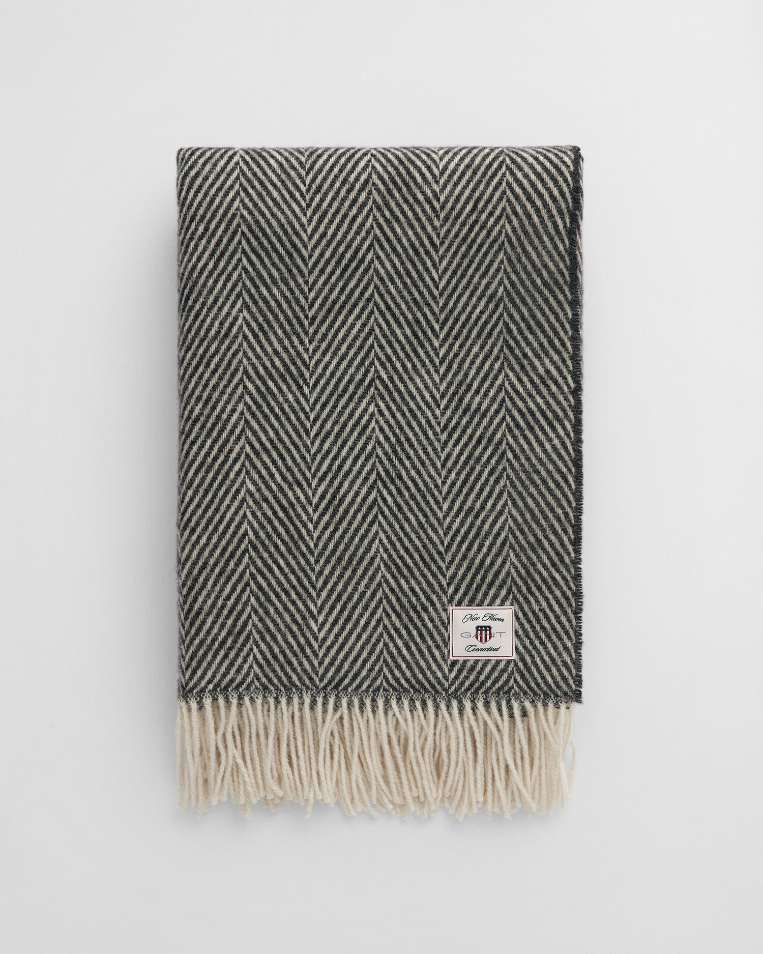 Wolldecke mit Fischgrätmuster