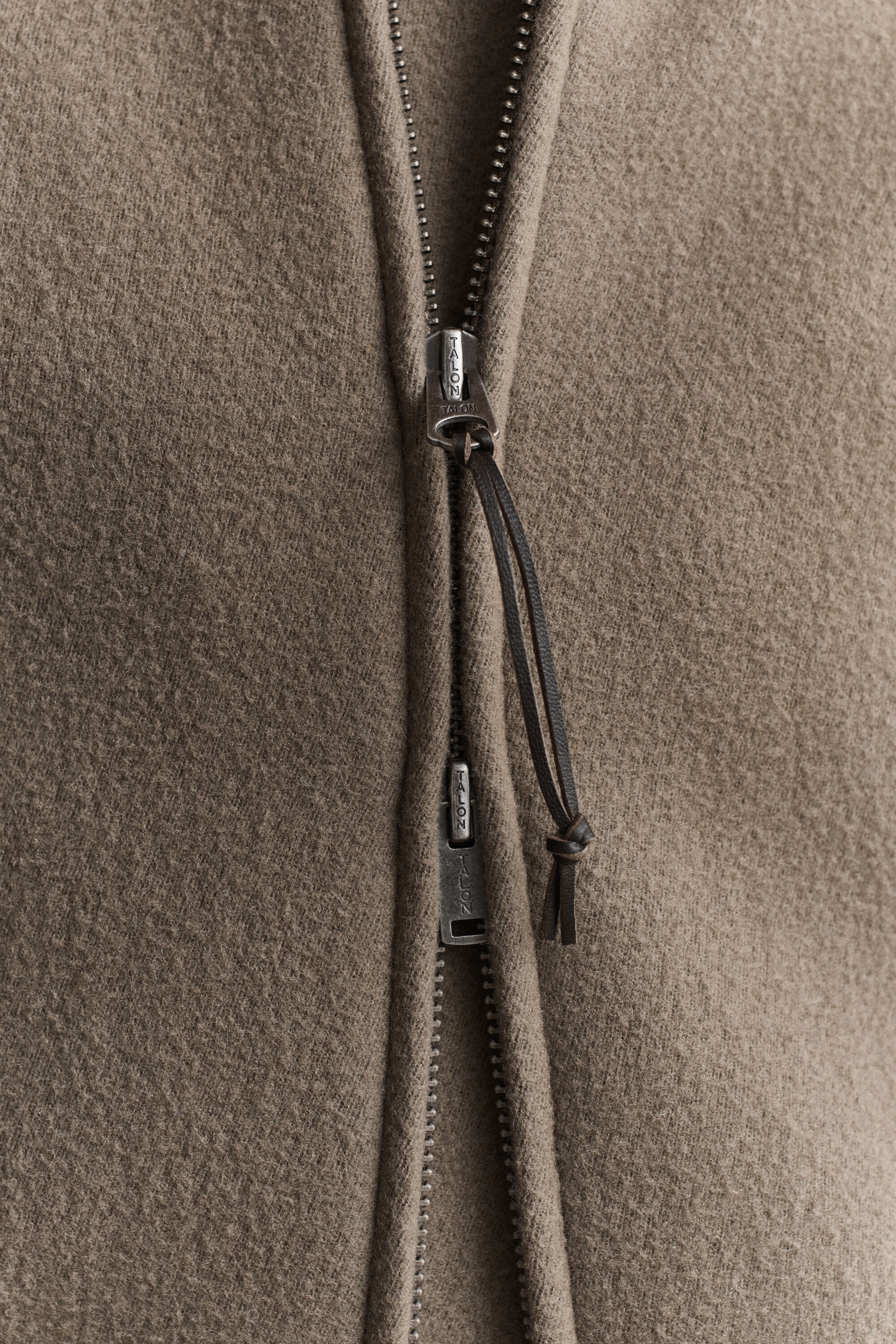 Fliegerjacke aus Wolle mit Shearlingesatz