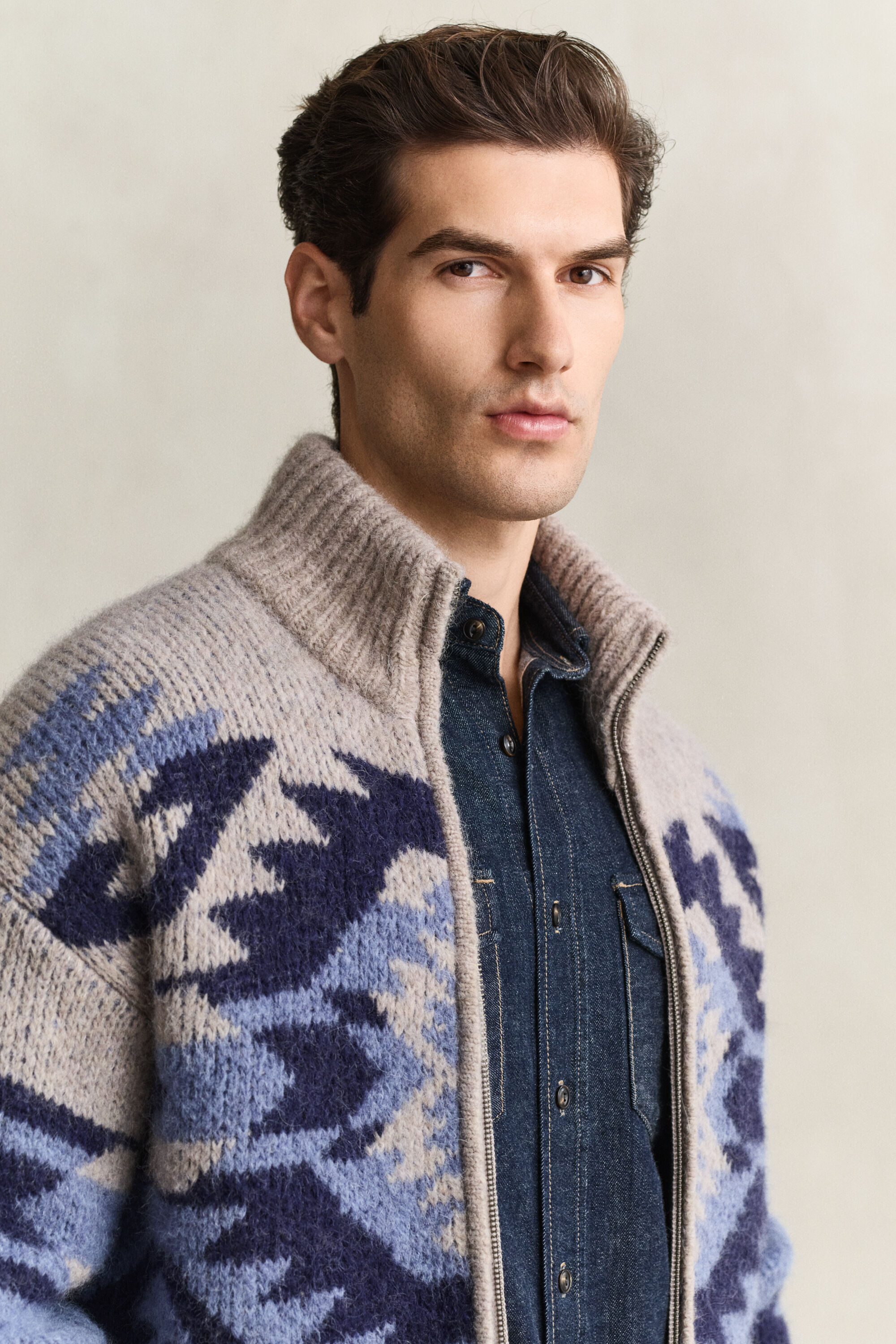 Jacquard-Strickjacke mit Reißverschluss aus Alpakawollgemisch