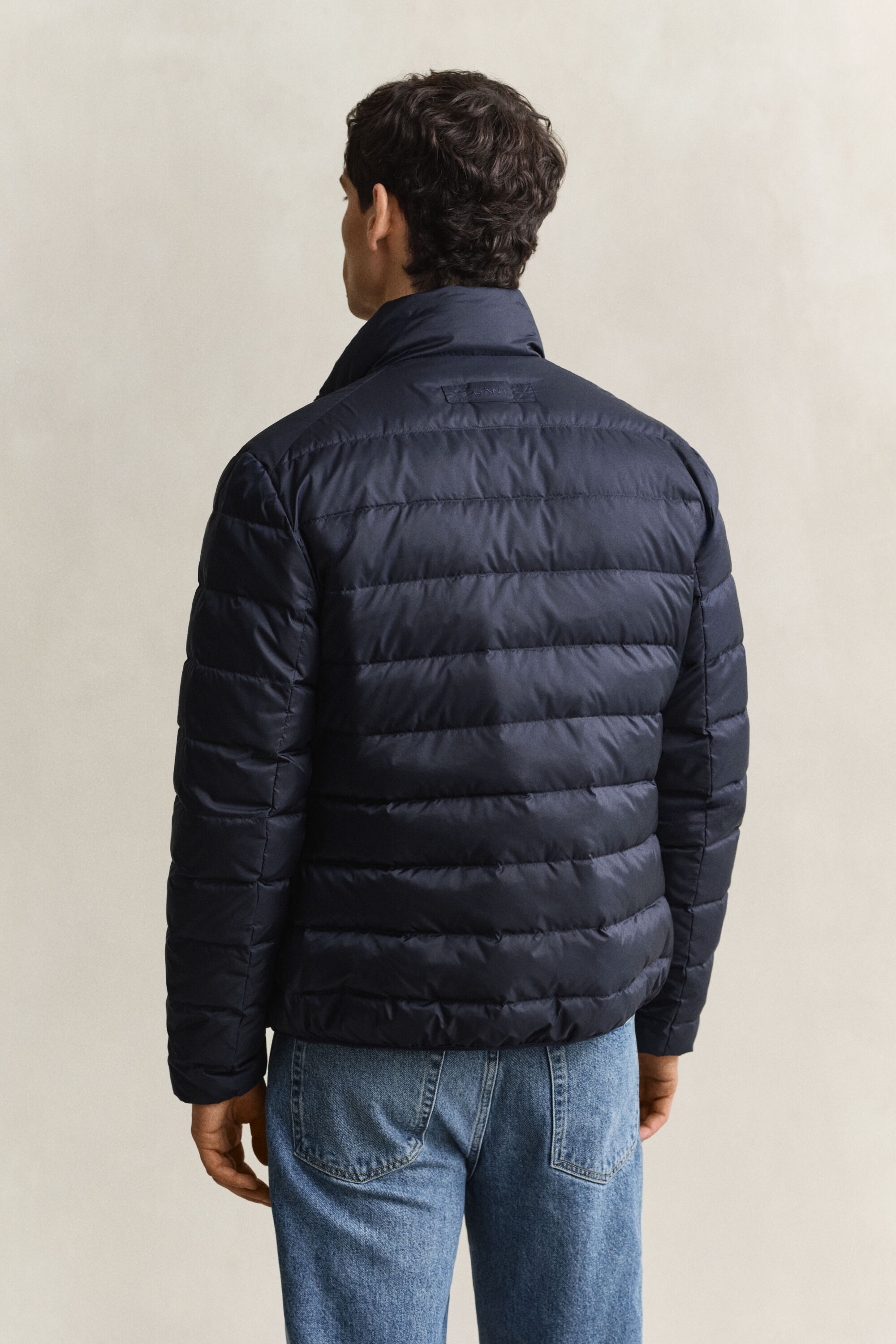 Leichte Daunenjacke