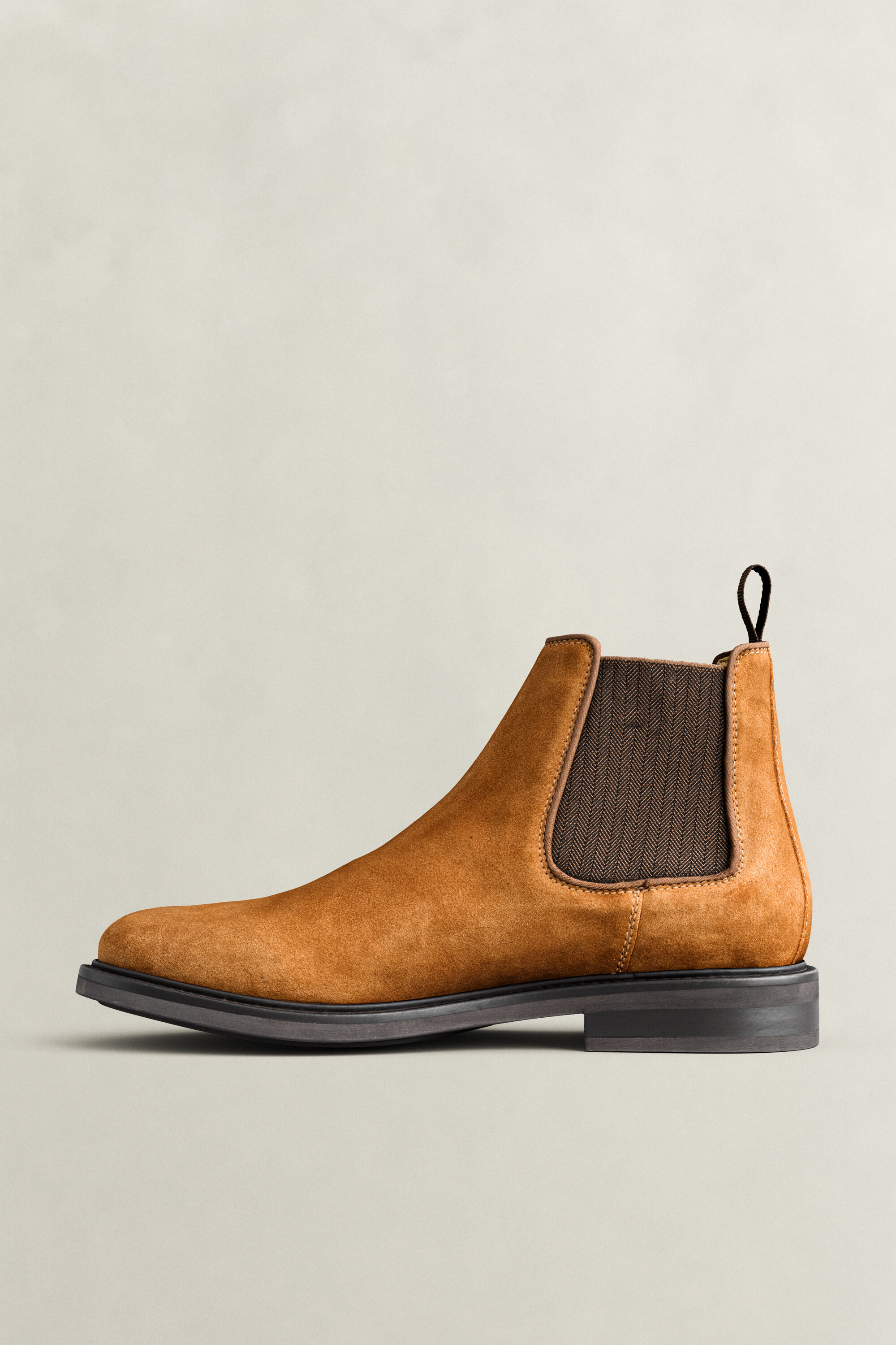 St Fairkon Chelsea Boot aus Veloursleder