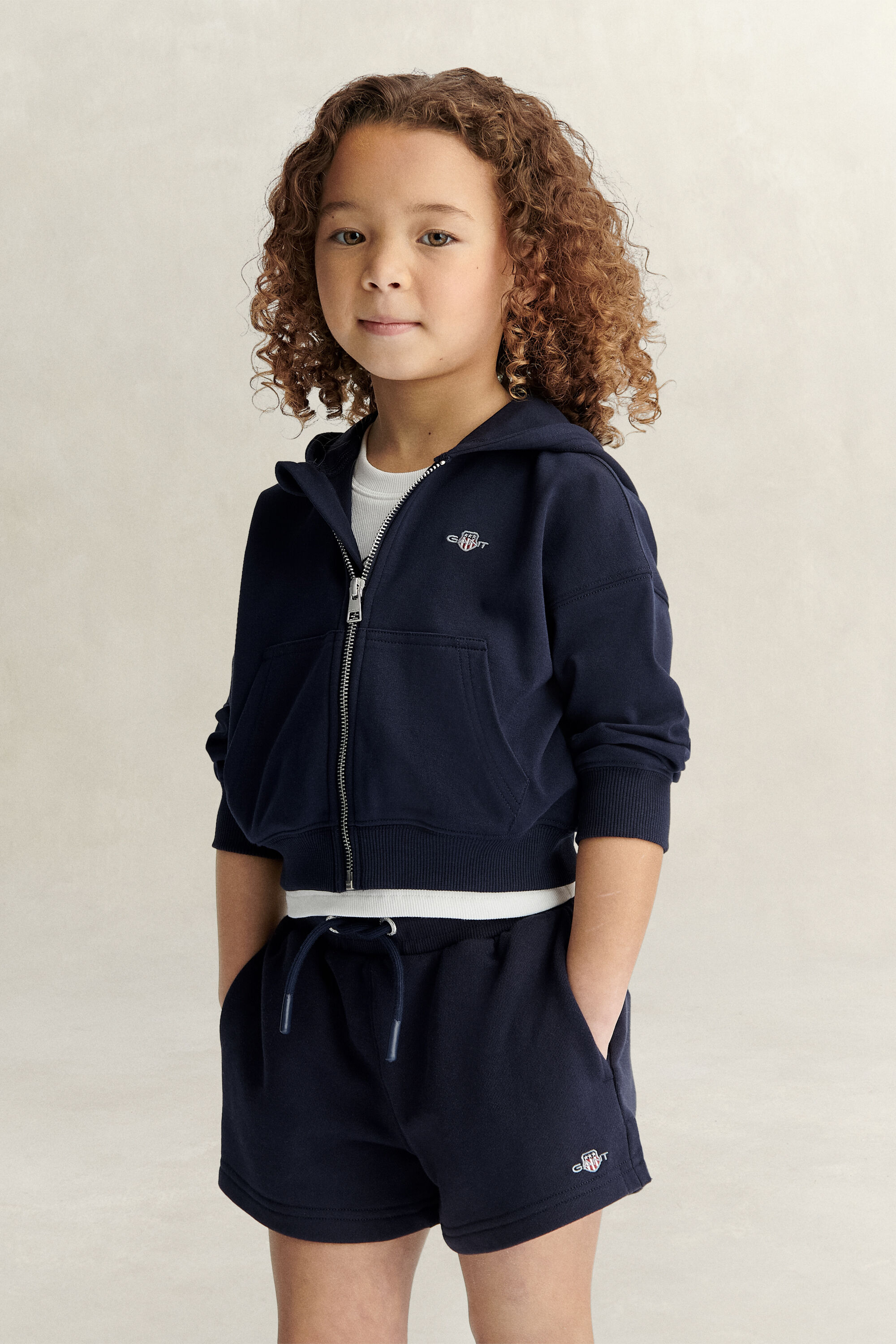 Girls Verkürzte Shield Sweatjacke
