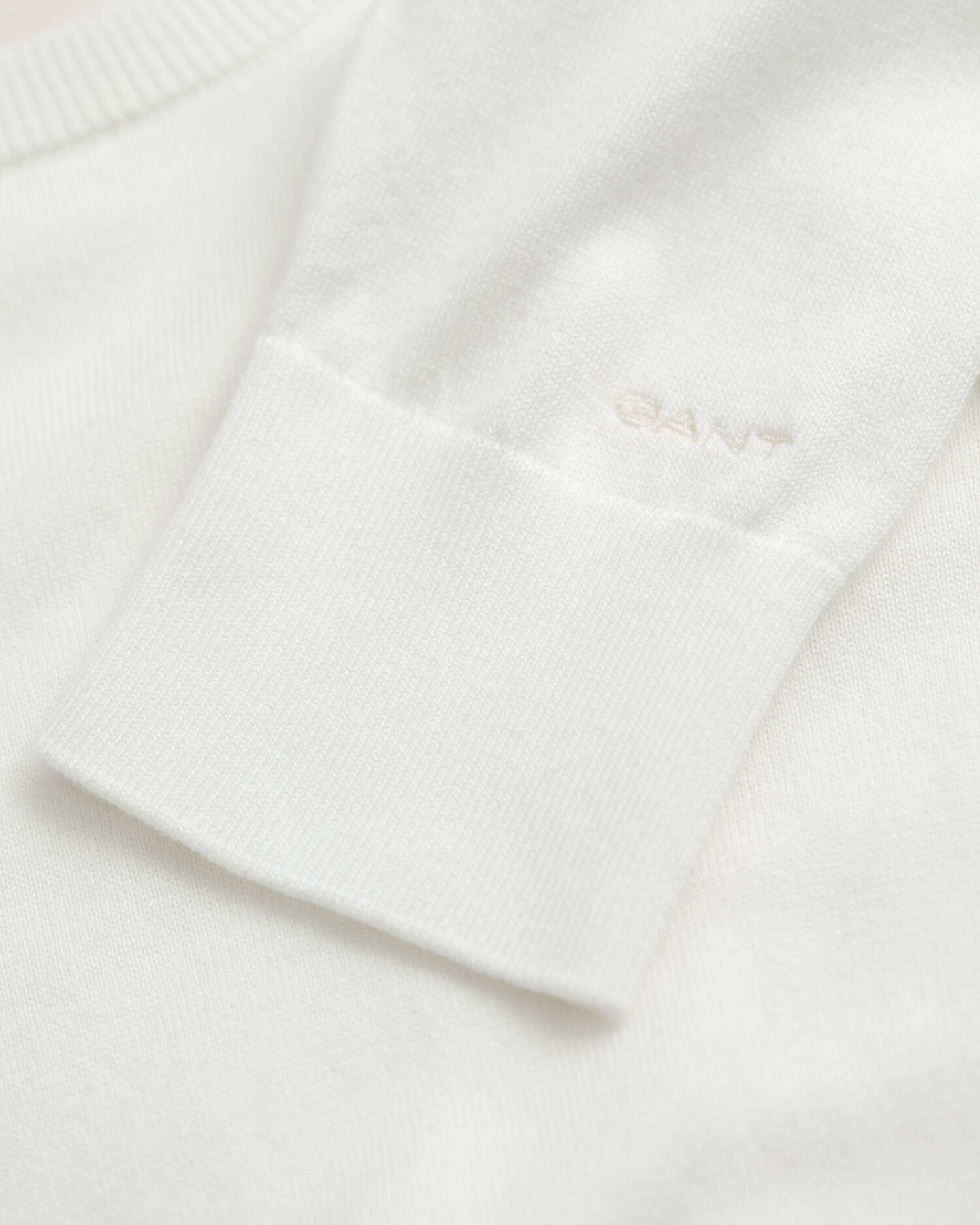 Feinstrick Rundhalspullover