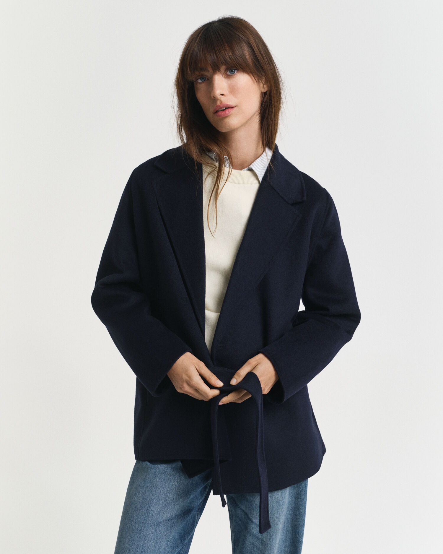 Handgenähte Jacke mit Gürtel