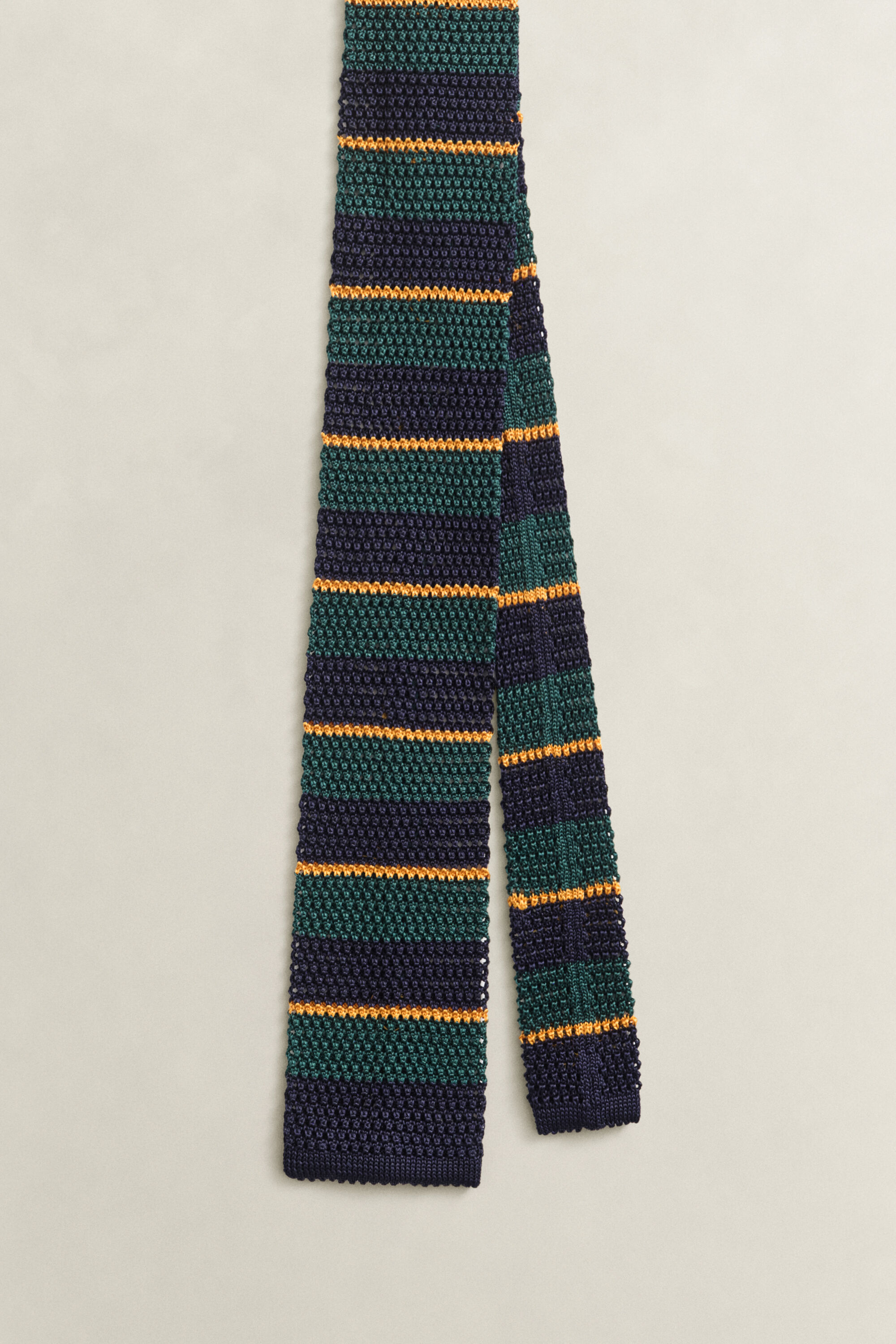 Gestreifte Strickkrawatte