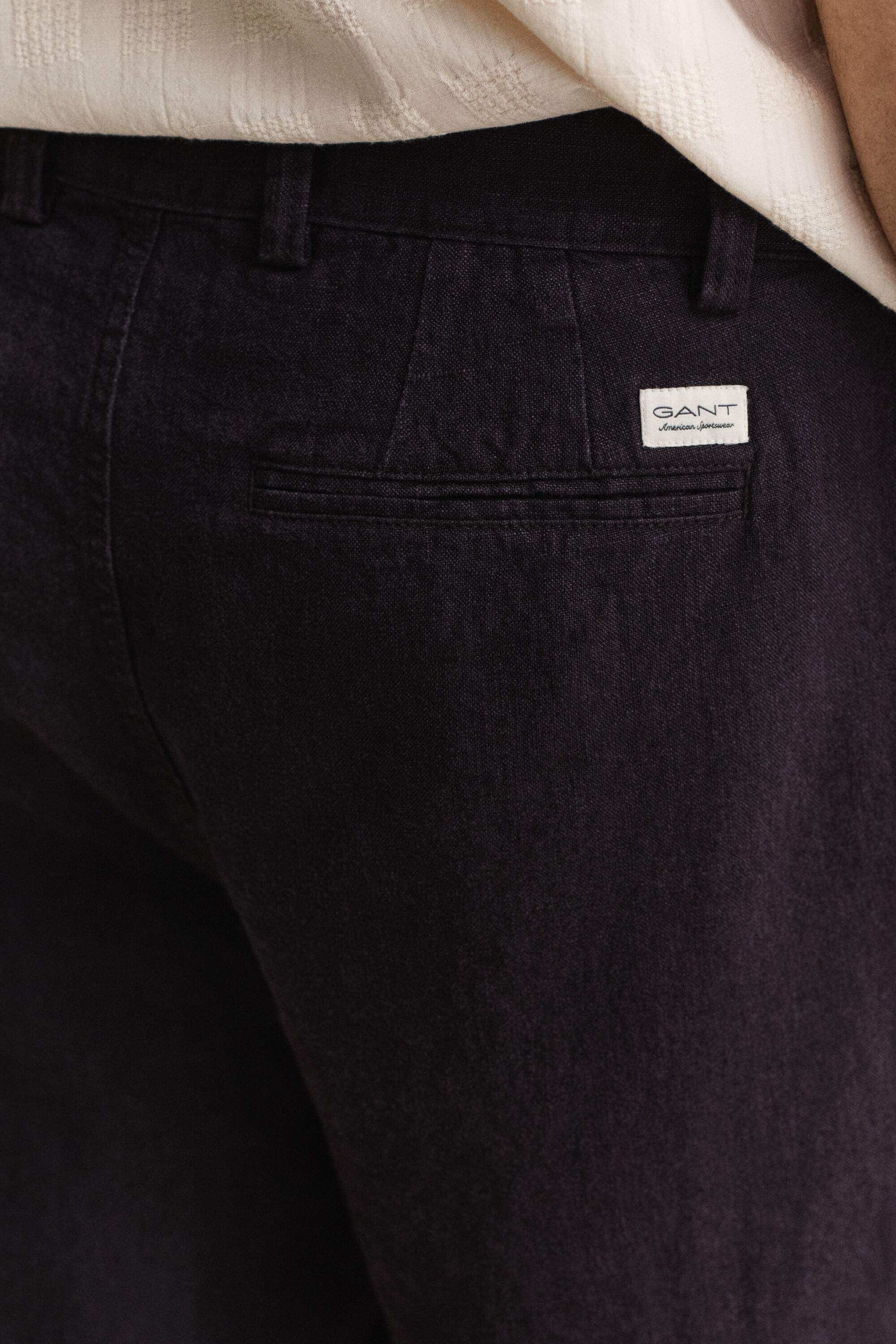 Chinoshorts aus Leinen