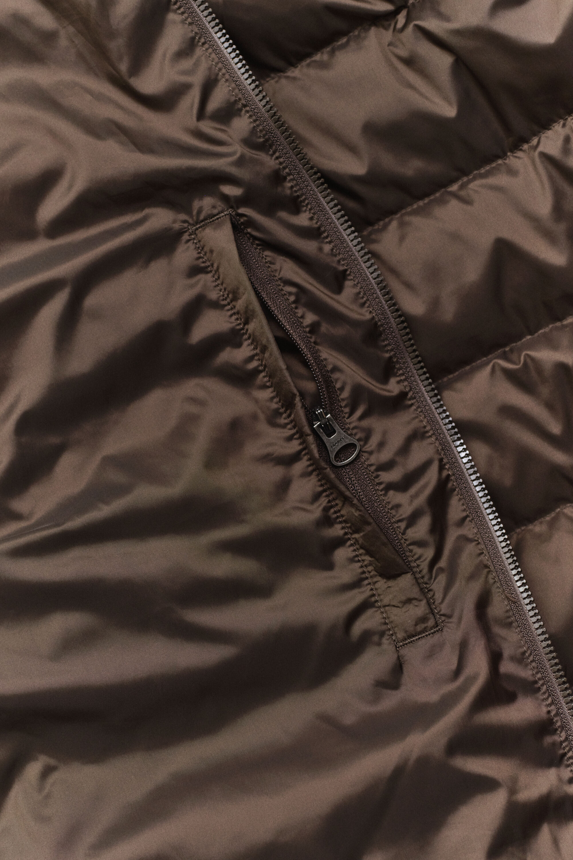 Leichte Daunenjacke