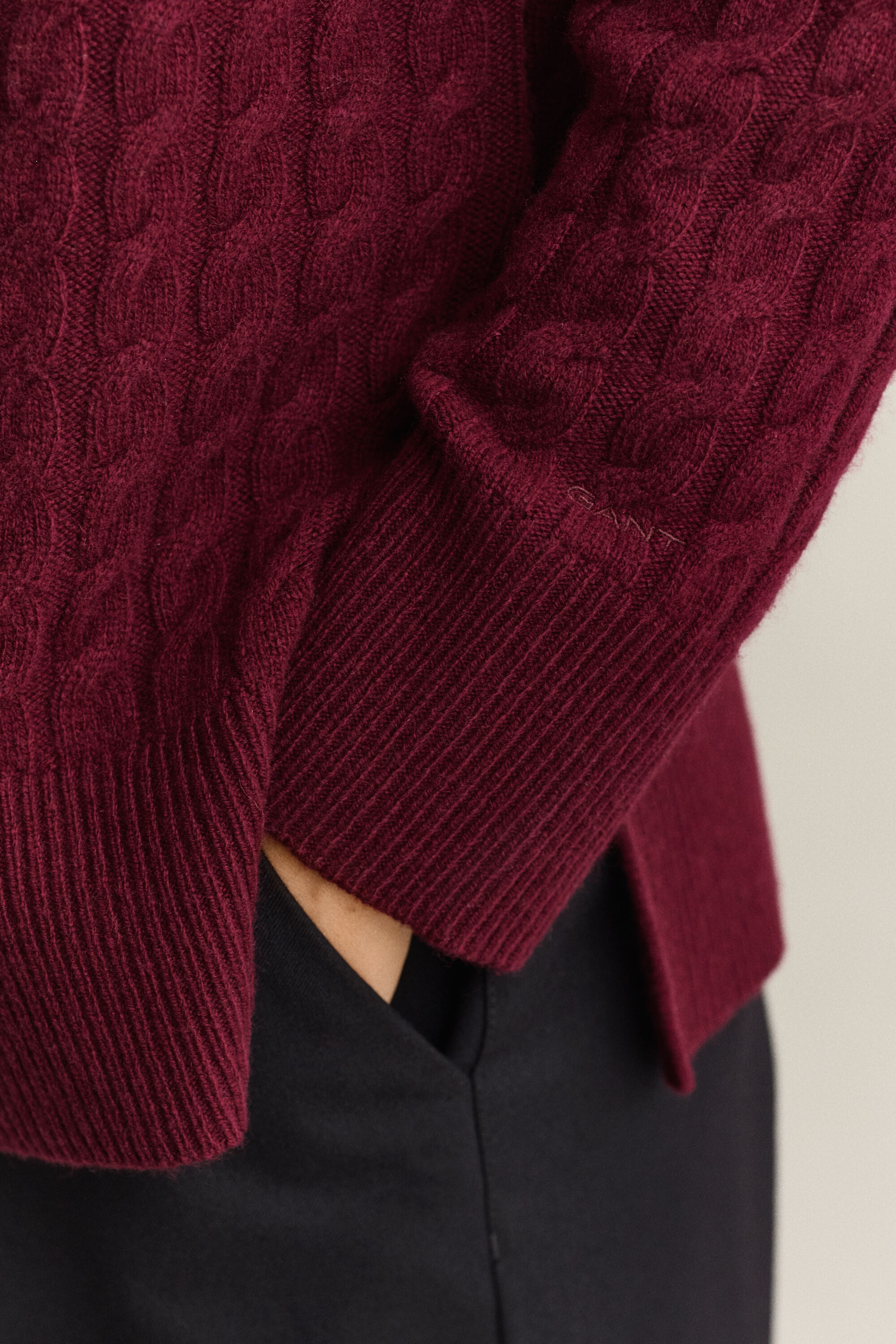 Zopfstrickpullover aus Woll-Kaschmir-Mix