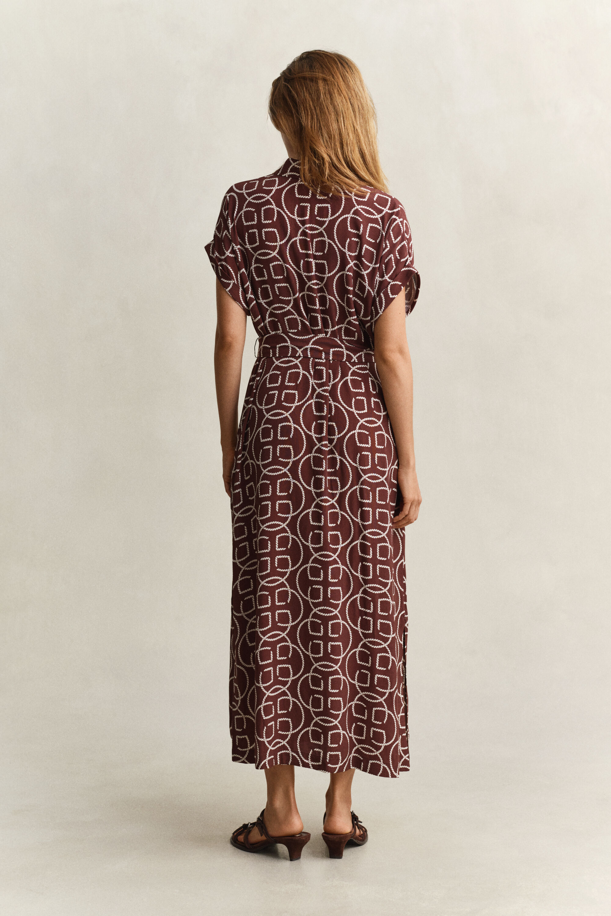 Monogram Kleid mit Flügelärmeln