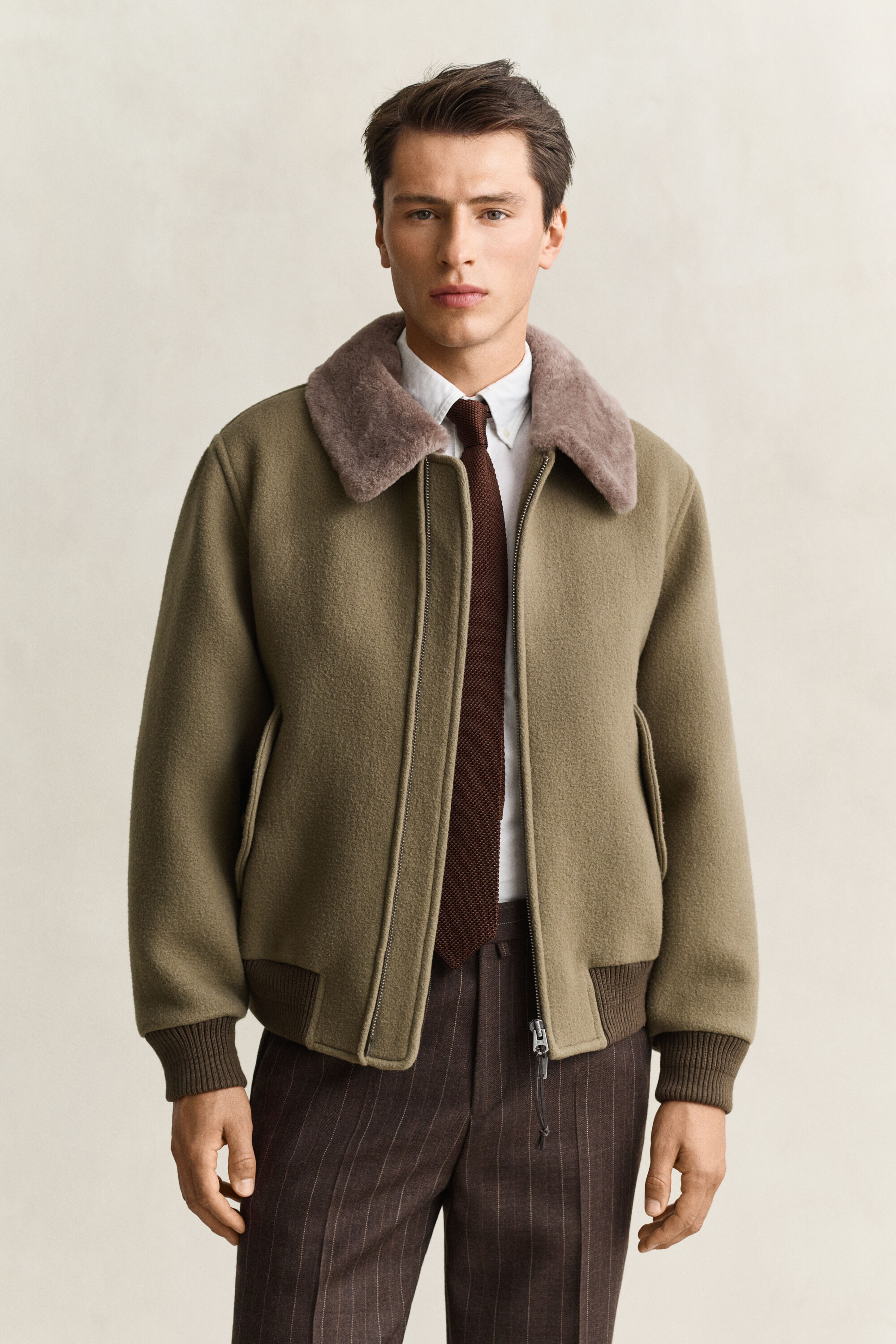 Fliegerjacke aus Wolle mit Shearlingesatz