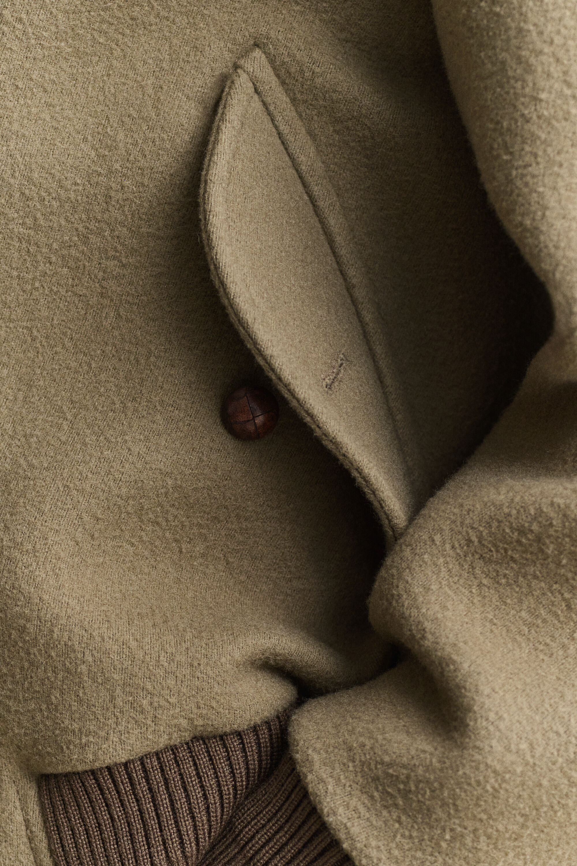 Fliegerjacke aus Wolle mit Shearlingesatz