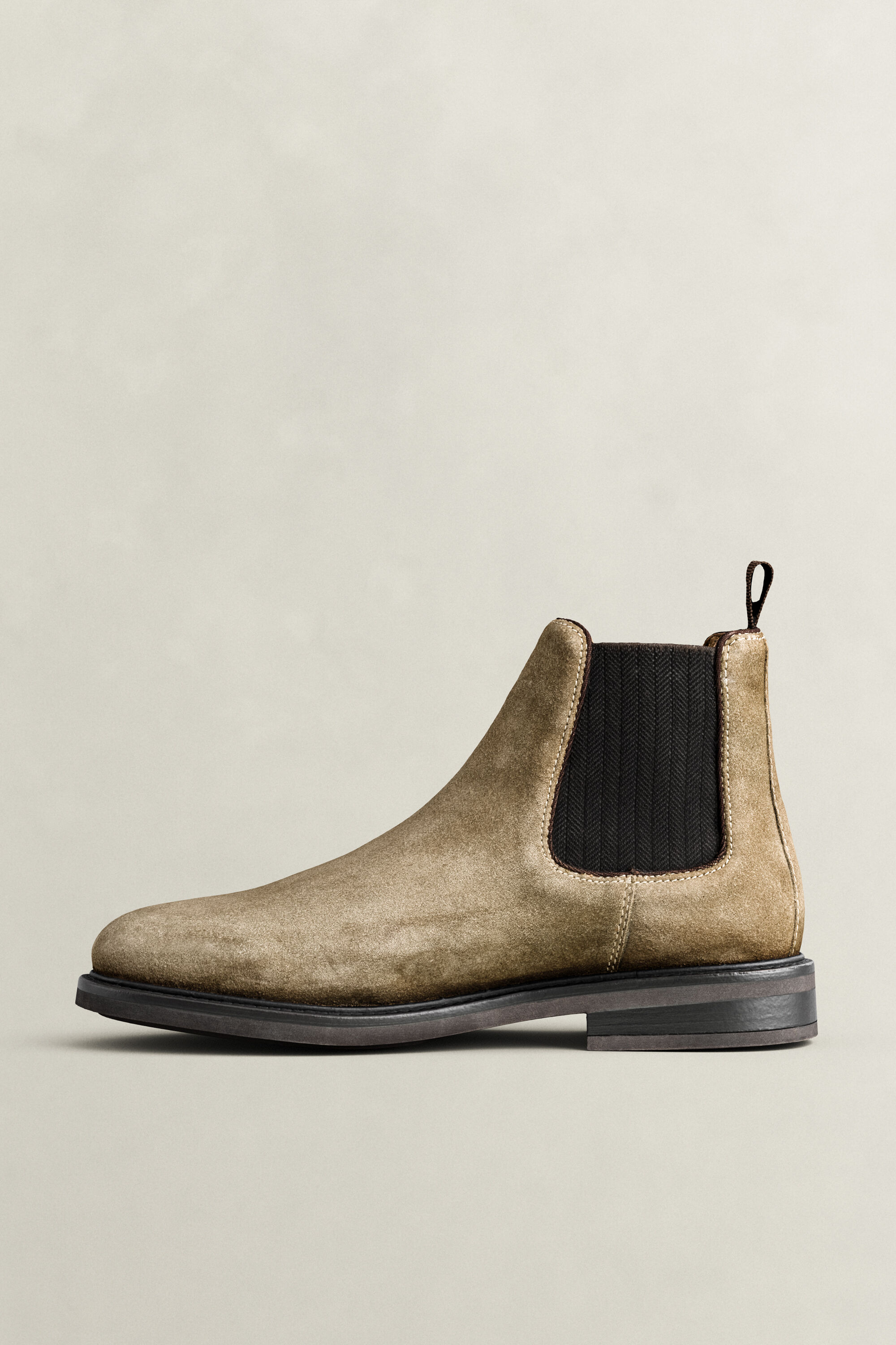 St Fairkon Chelsea Boot aus Veloursleder
