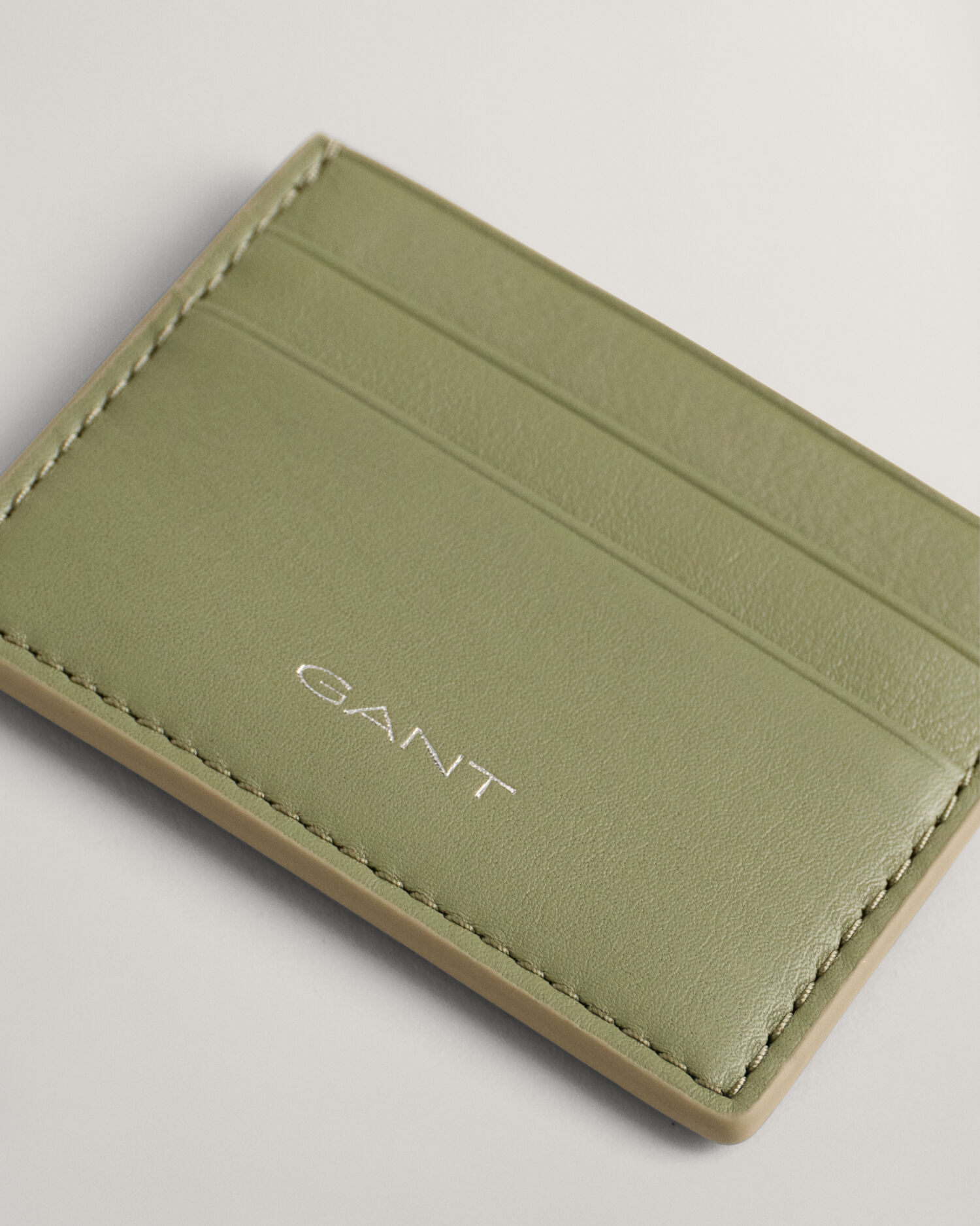 Kartenetui aus Leder