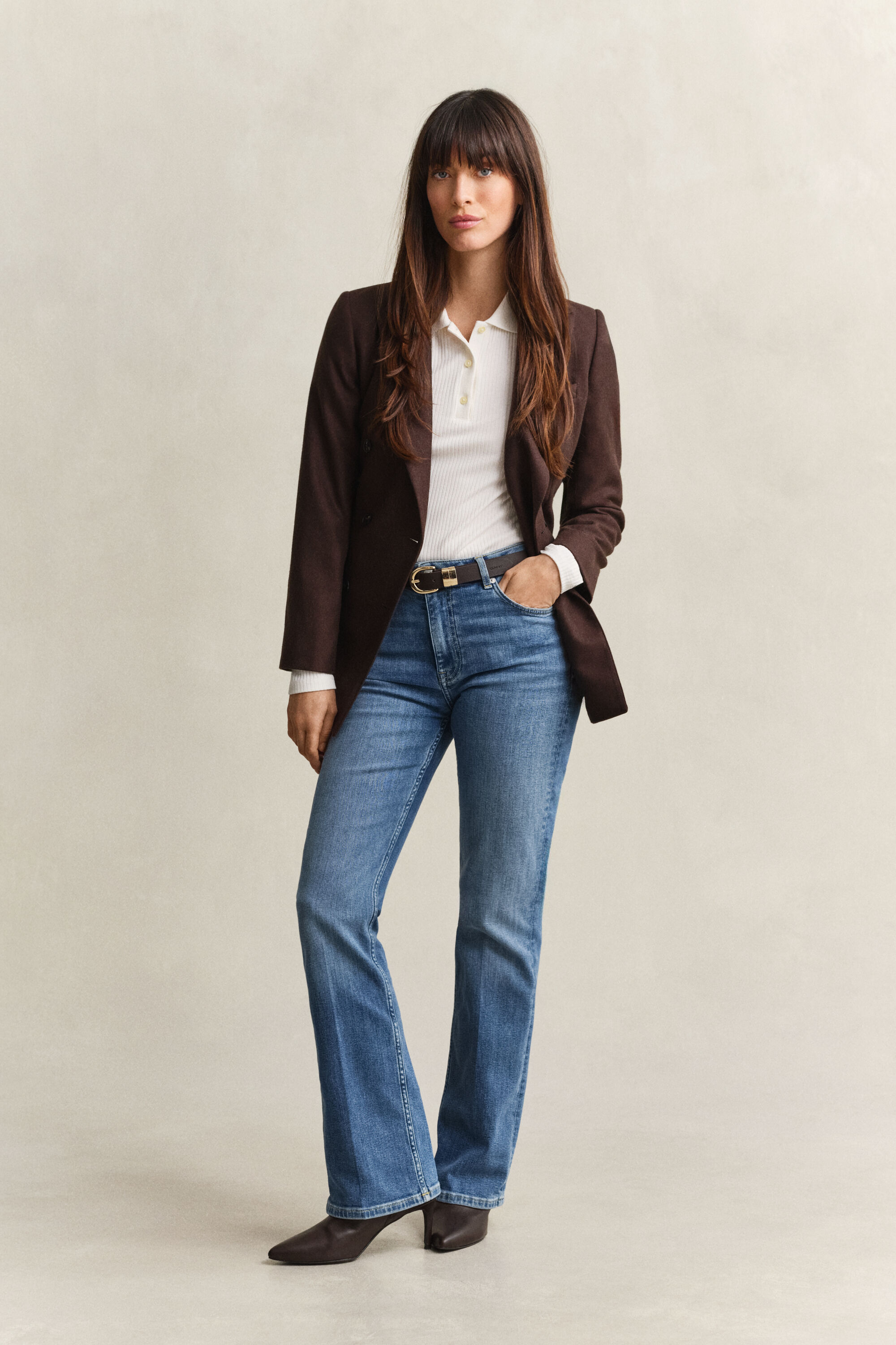 Ausgestellte Slim Fit Stretch-Jeans