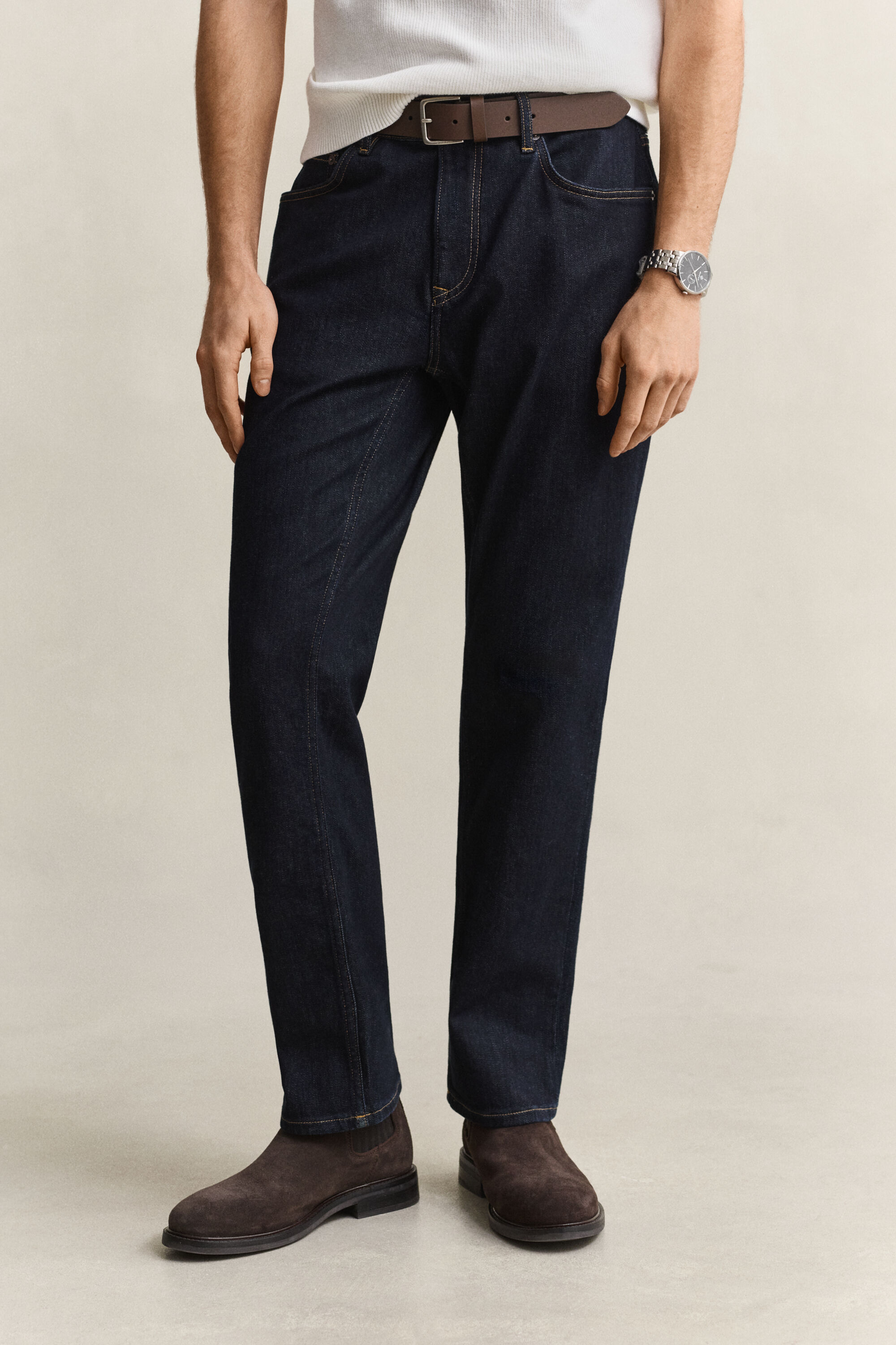 Regular Fit Clean Wash Jeans
