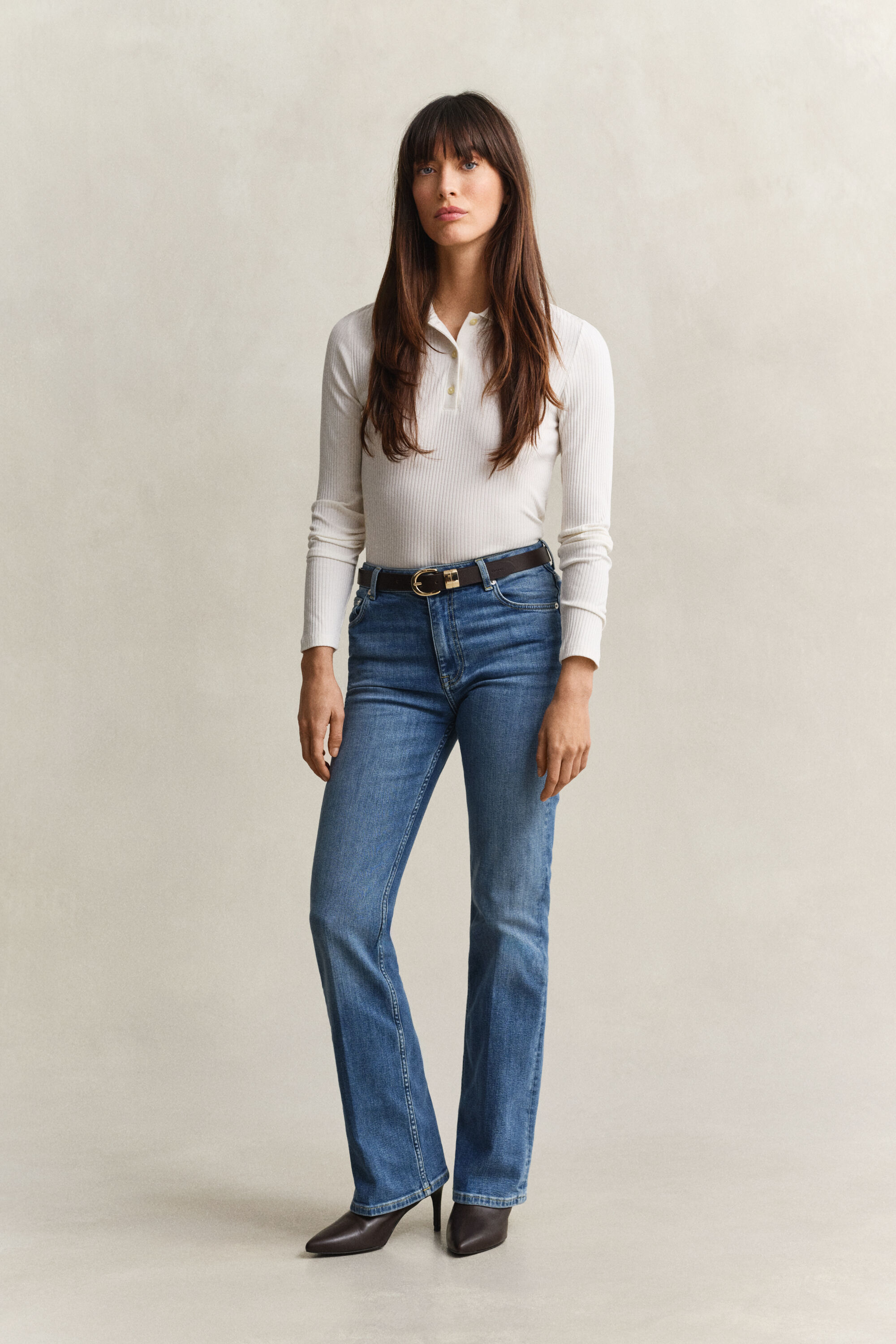 Ausgestellte Slim Fit Stretch-Jeans