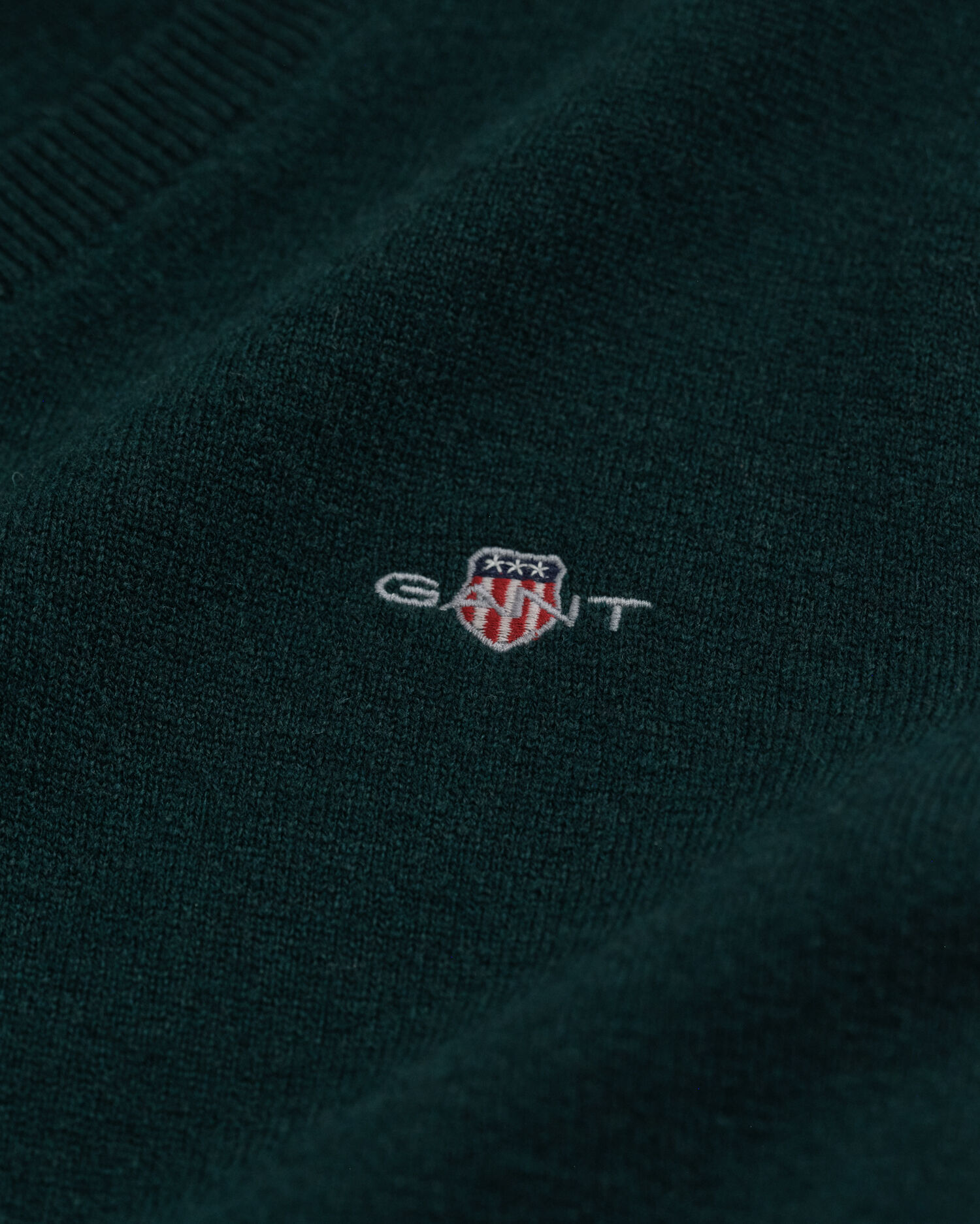 Superfine Lambswool V-Neck Pullover