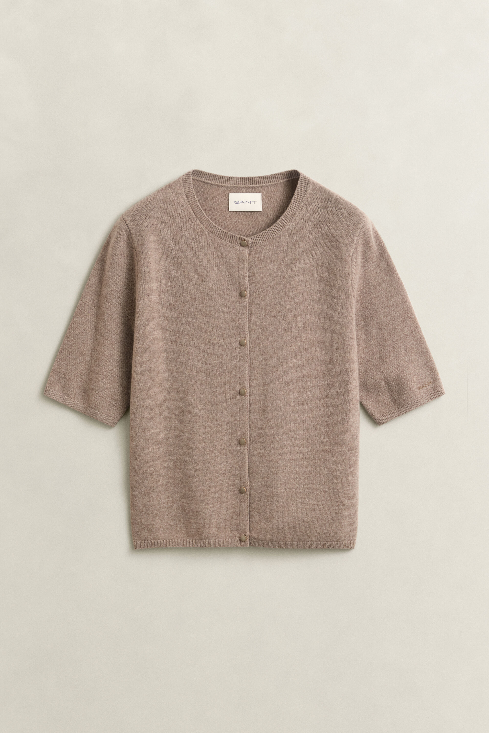 Kurzärmlige Strickjacke mit Kaschmiranteil