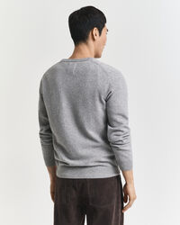 Superfine Lambswool V-Neck Pullover