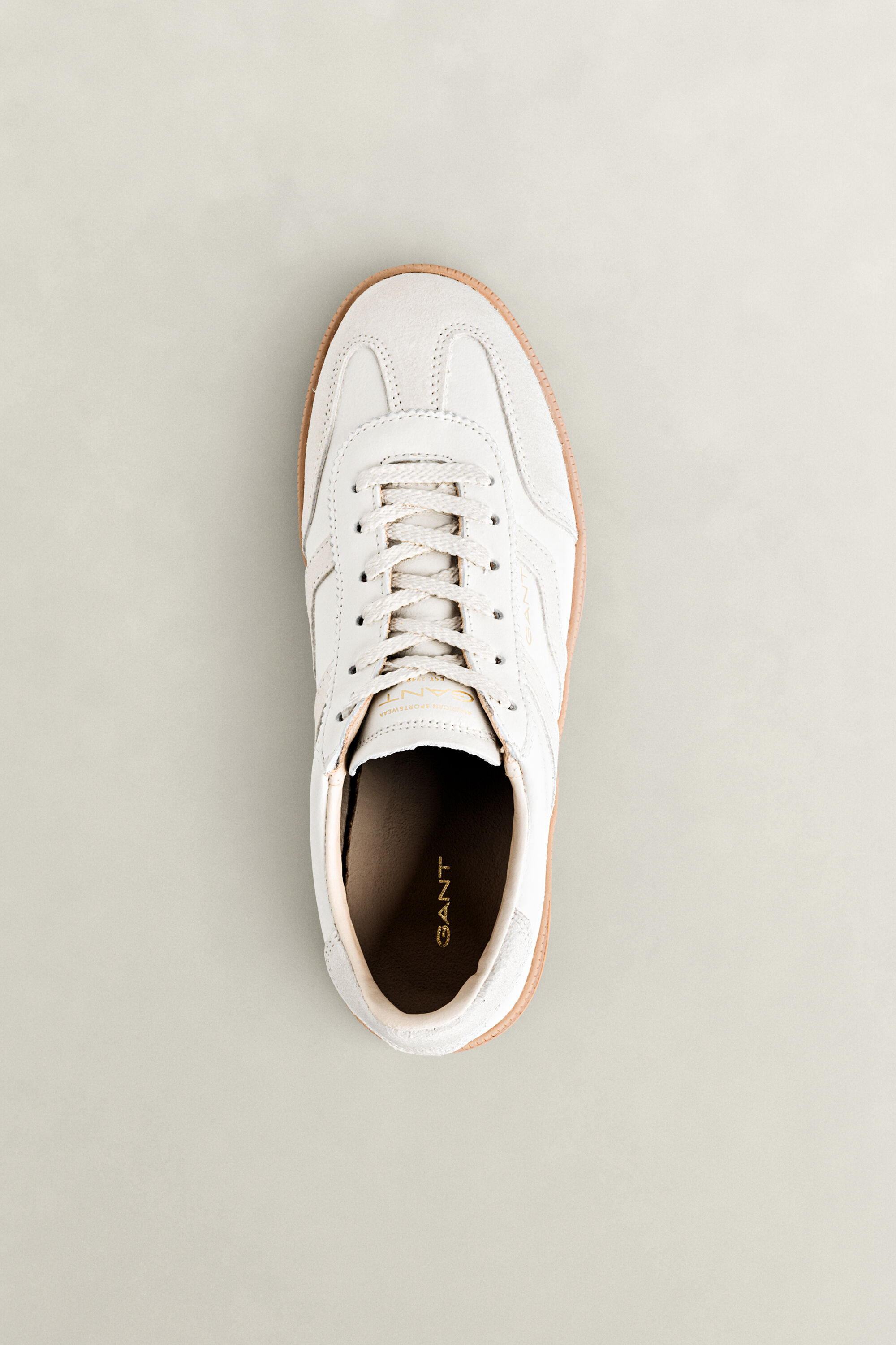 Cuzima Sneaker aus Veloursleder