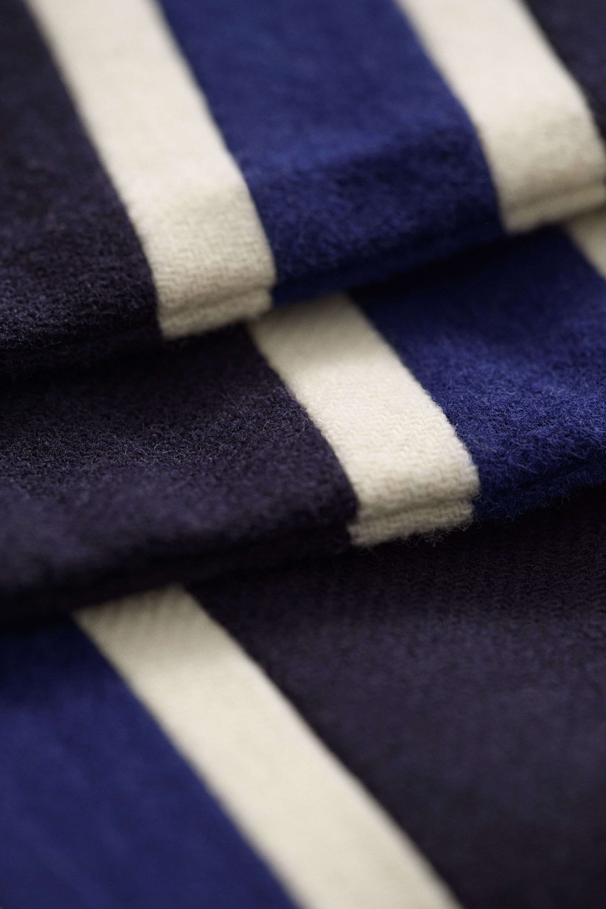 Gant x Yale Wollschal mit Streifen