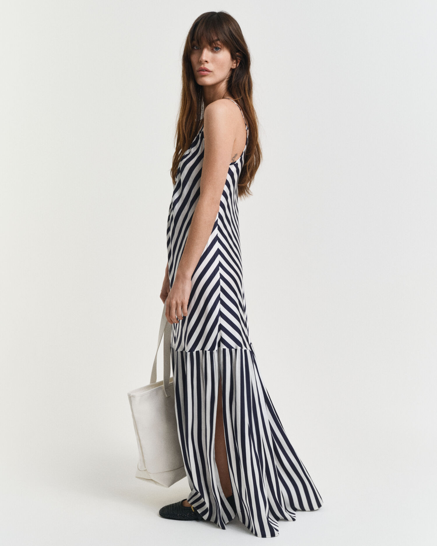Chevron Maxikleid mit Streifen