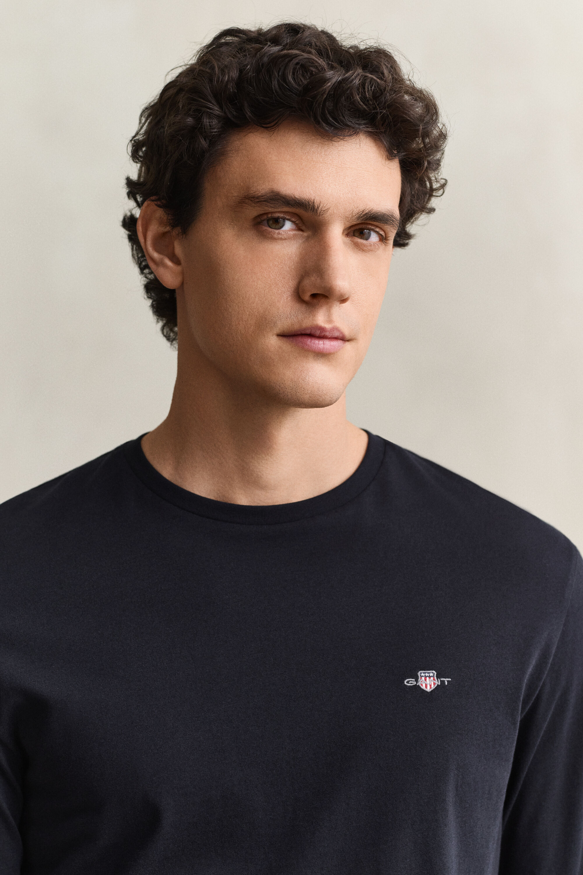 Shield Langarm-T-Shirt