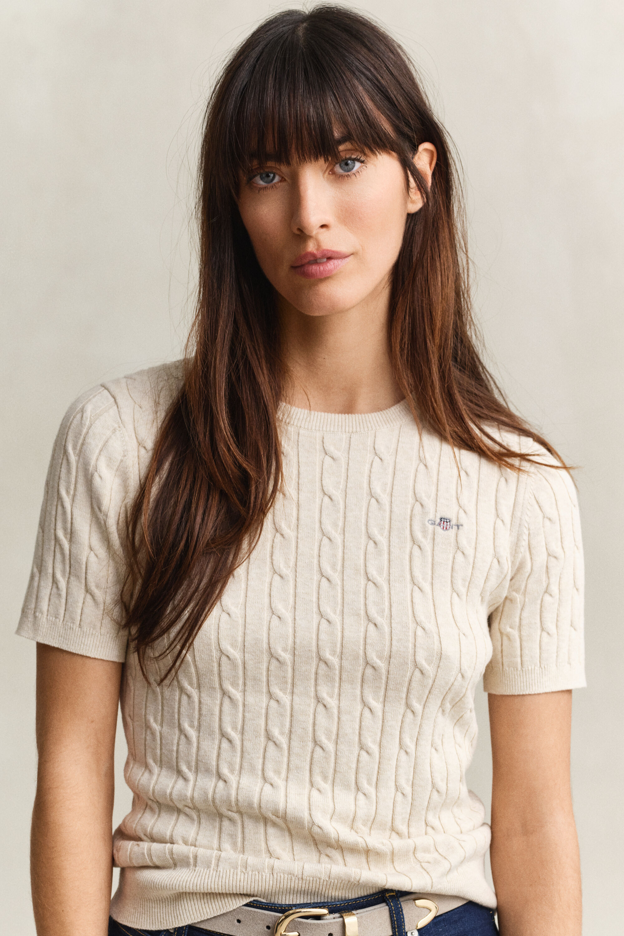 Kurzärmliger Zopfstrickpullover aus Baumwollstretch