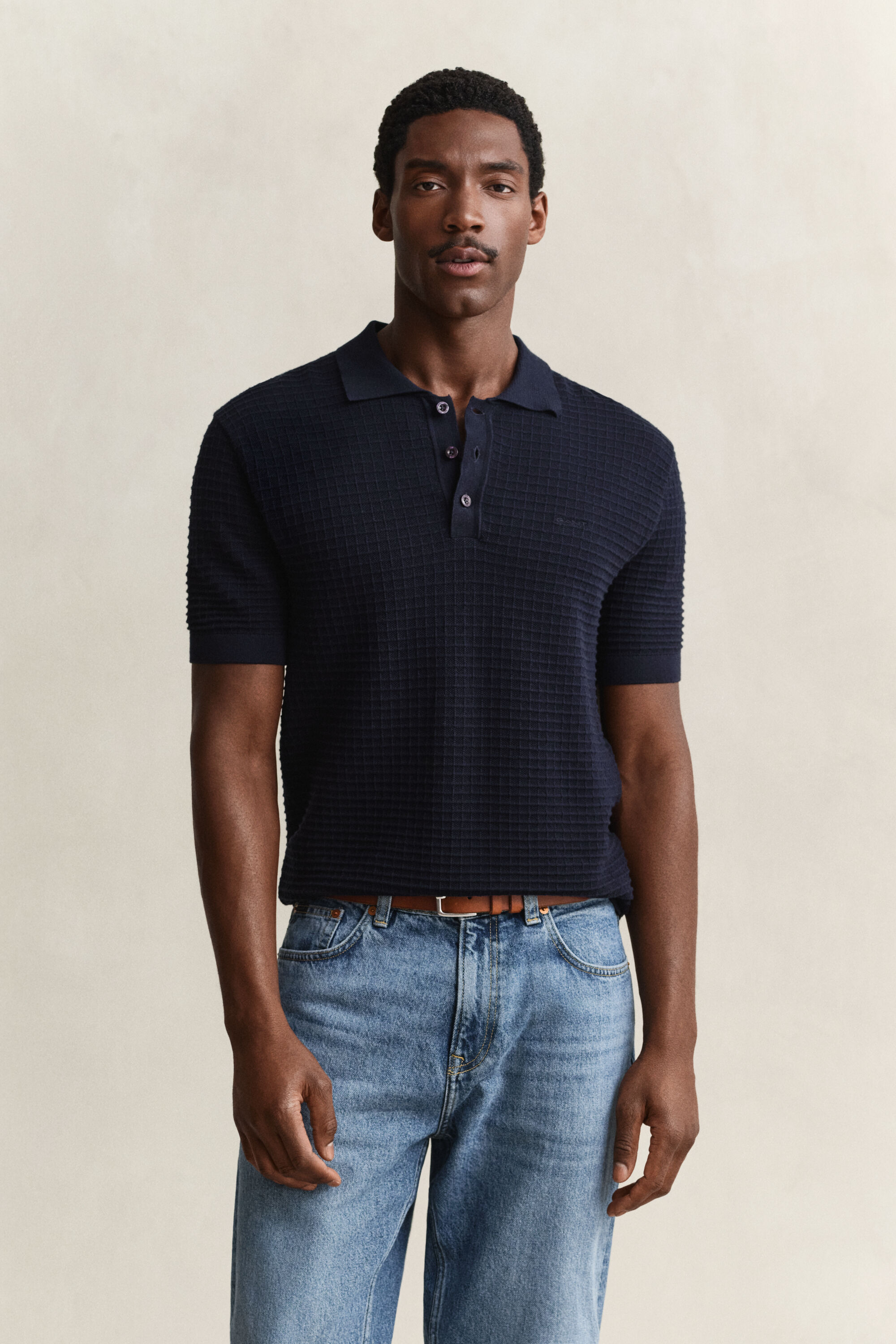 Strukturierter Polopullover