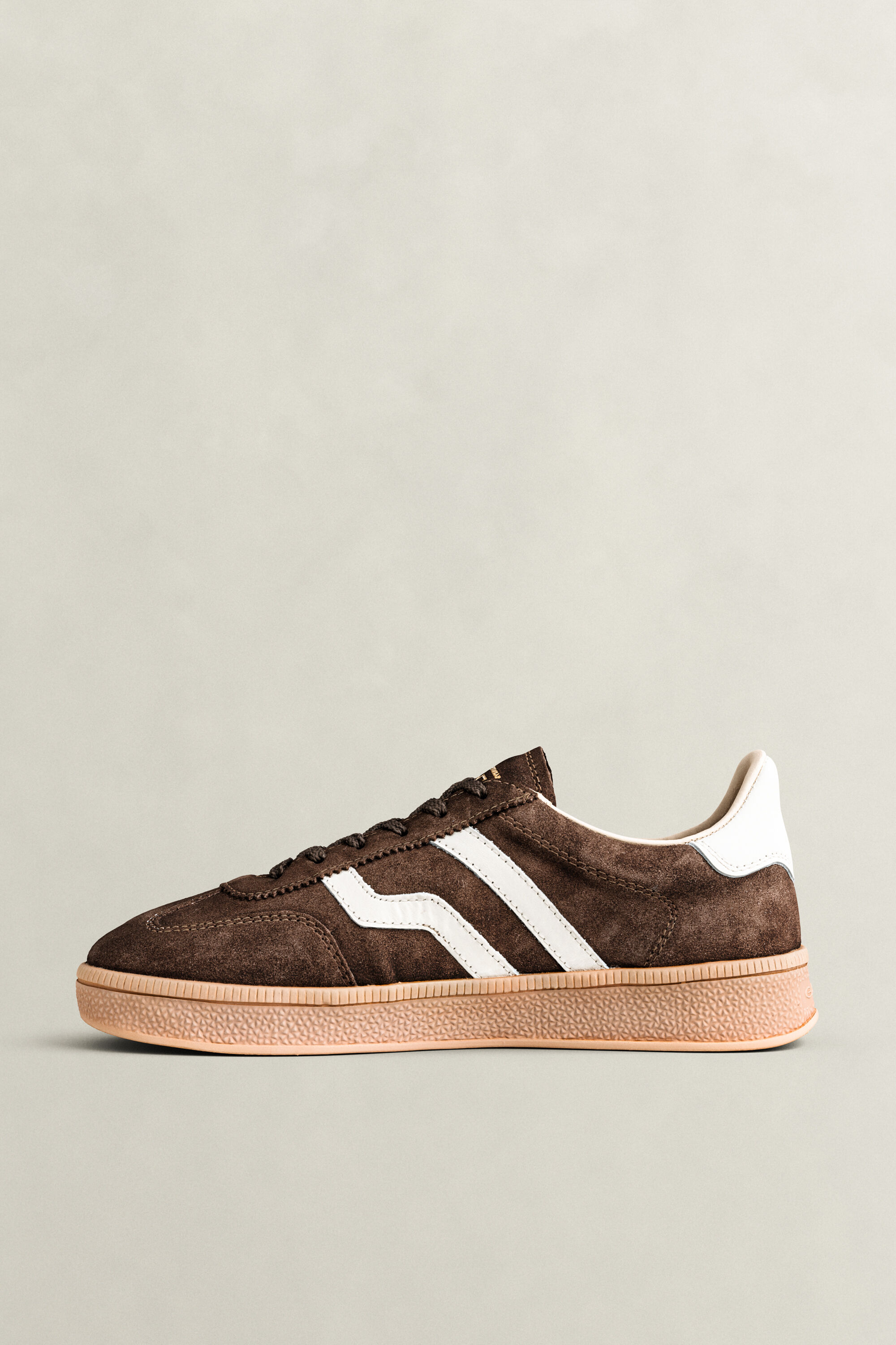 Cuzima Sneaker aus Veloursleder