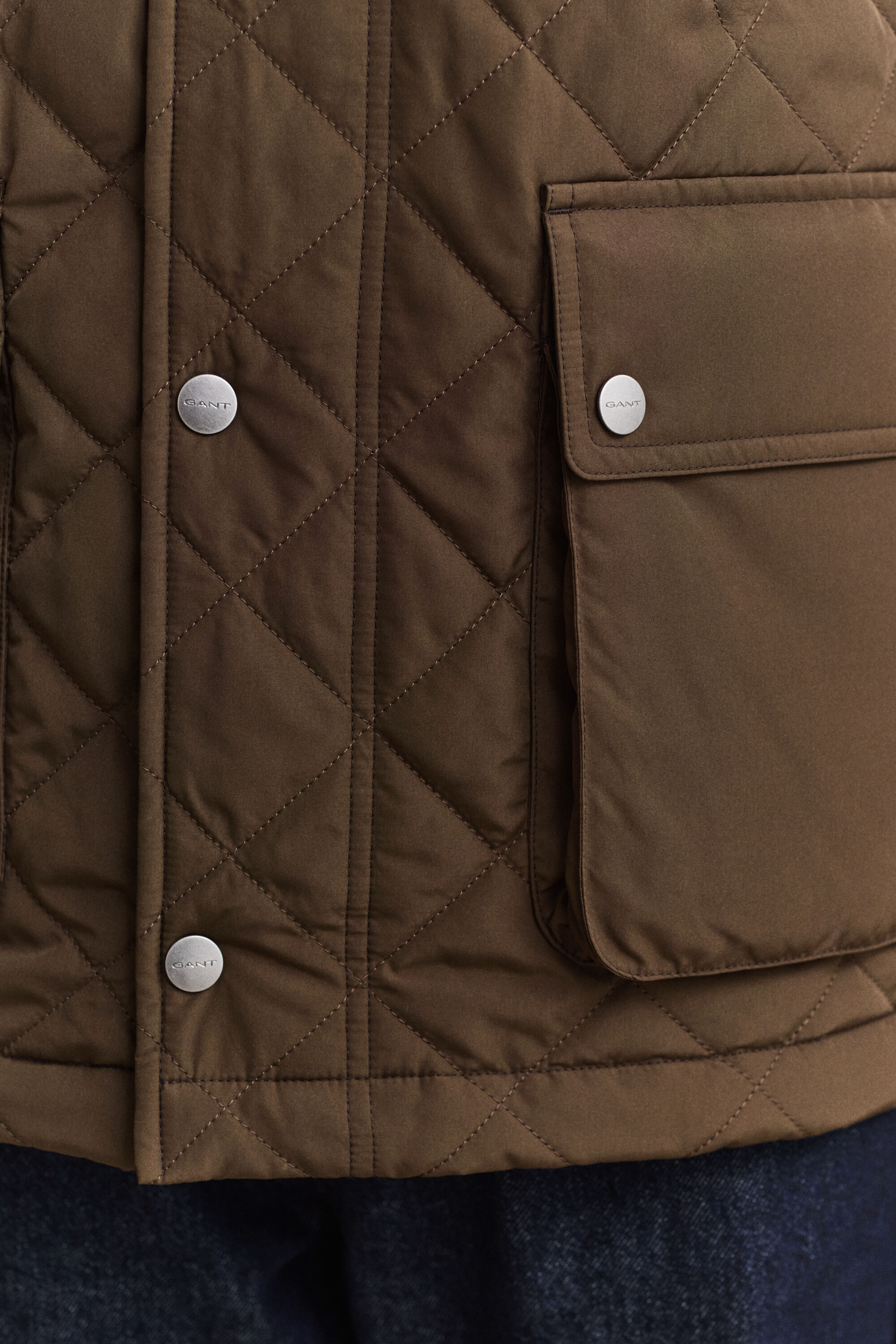 Mittellange Steppjacke