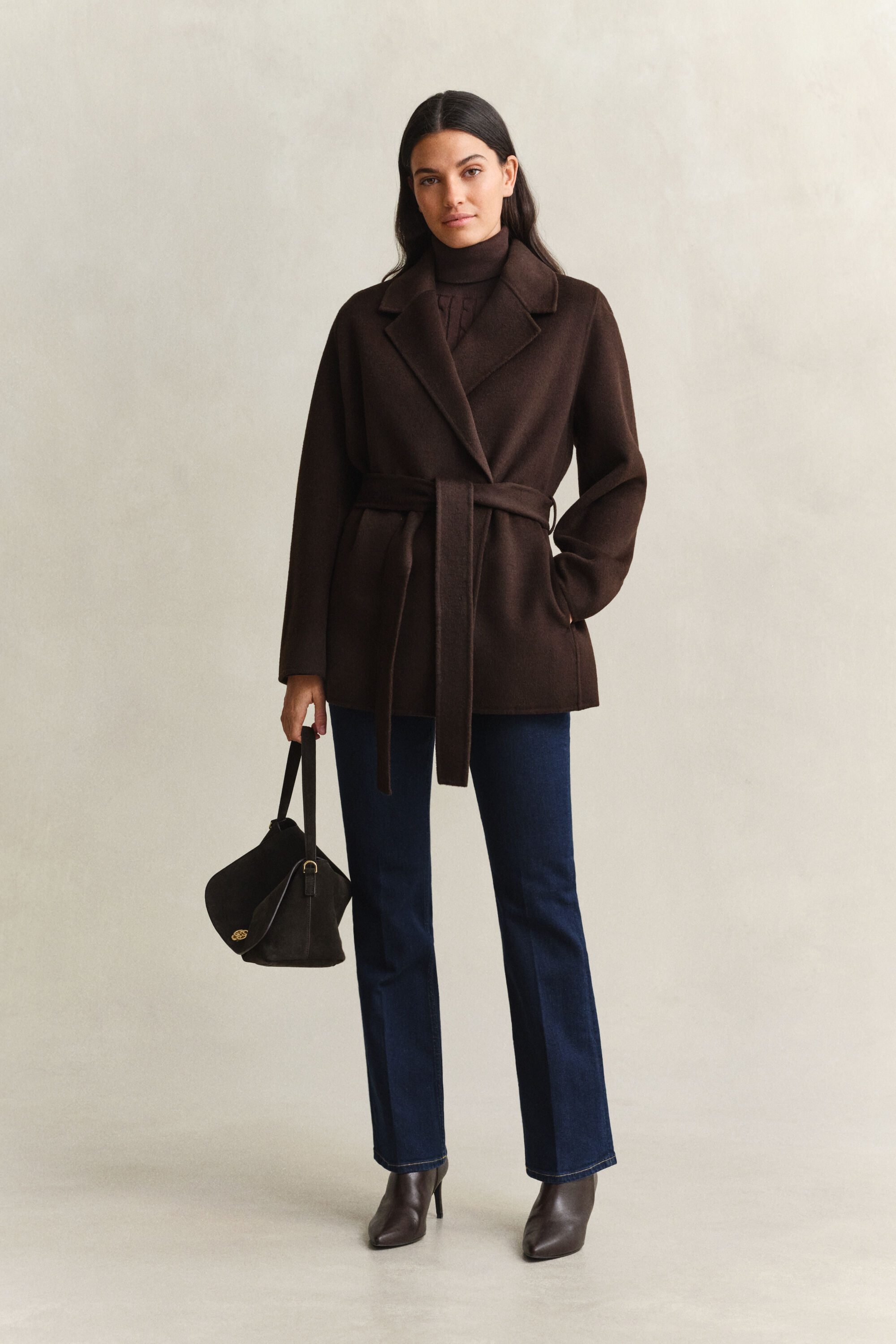 Handgenähte Jacke mit Gürtel