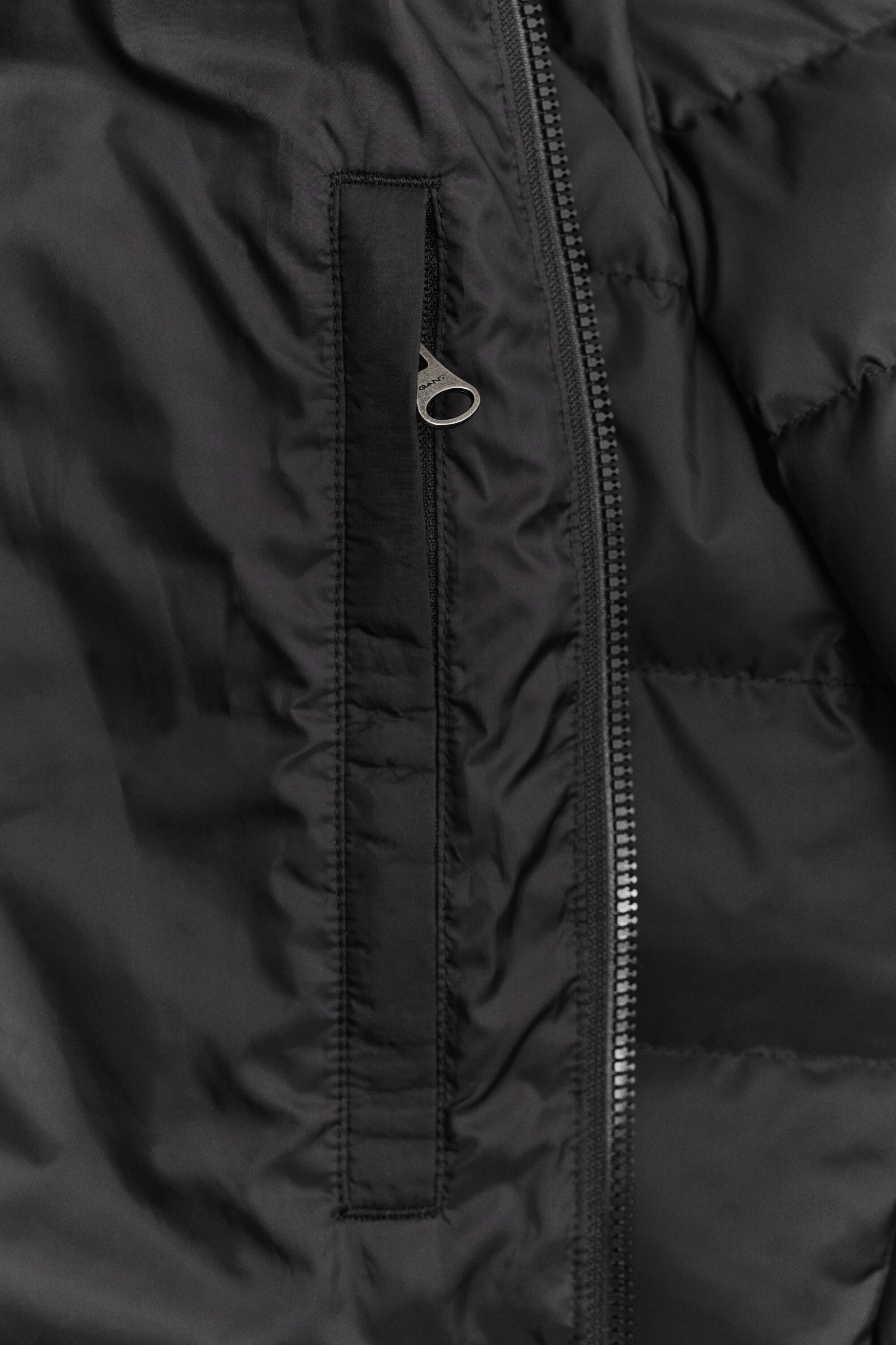 Leichte Daunenjacke