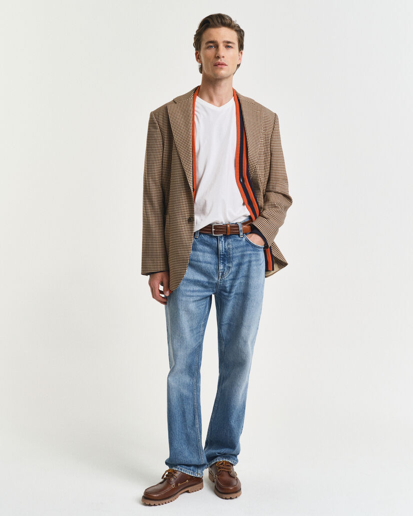 Slim Fit Shield T-Shirt mit V-Ausschnitt