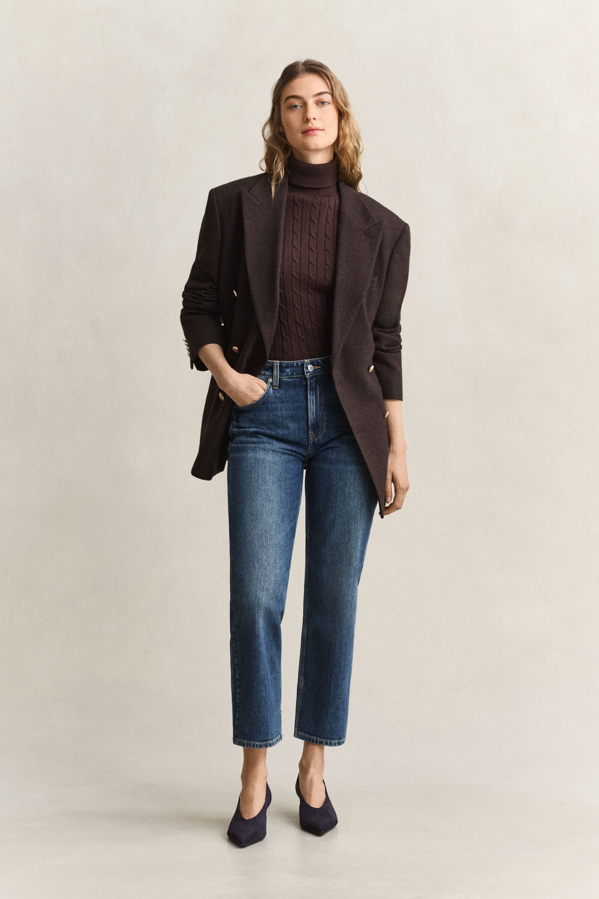 Verkürzte Stretch-Jeans mit geradem Bein