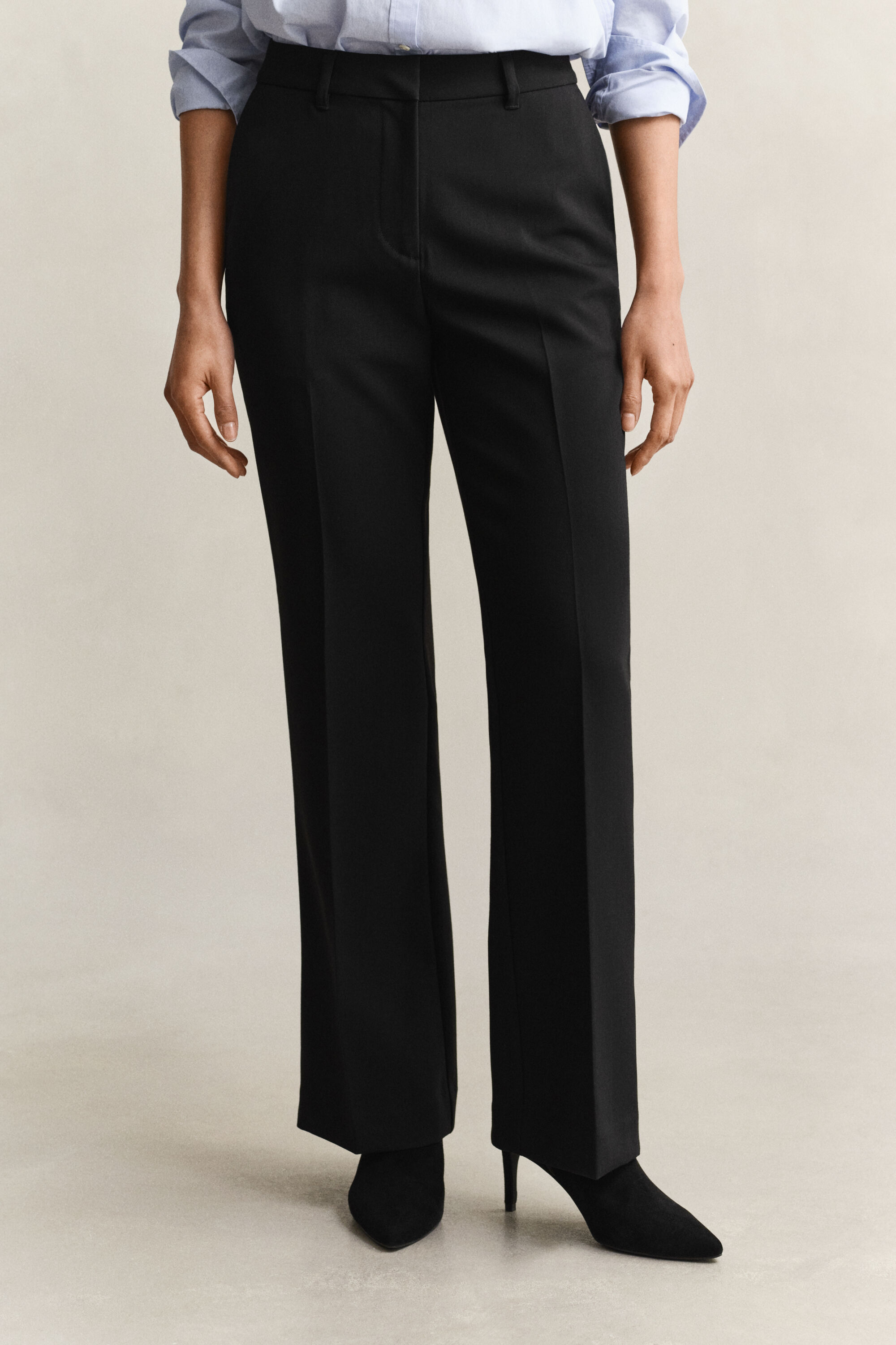 Ausgestelle Slim Fit Slacks