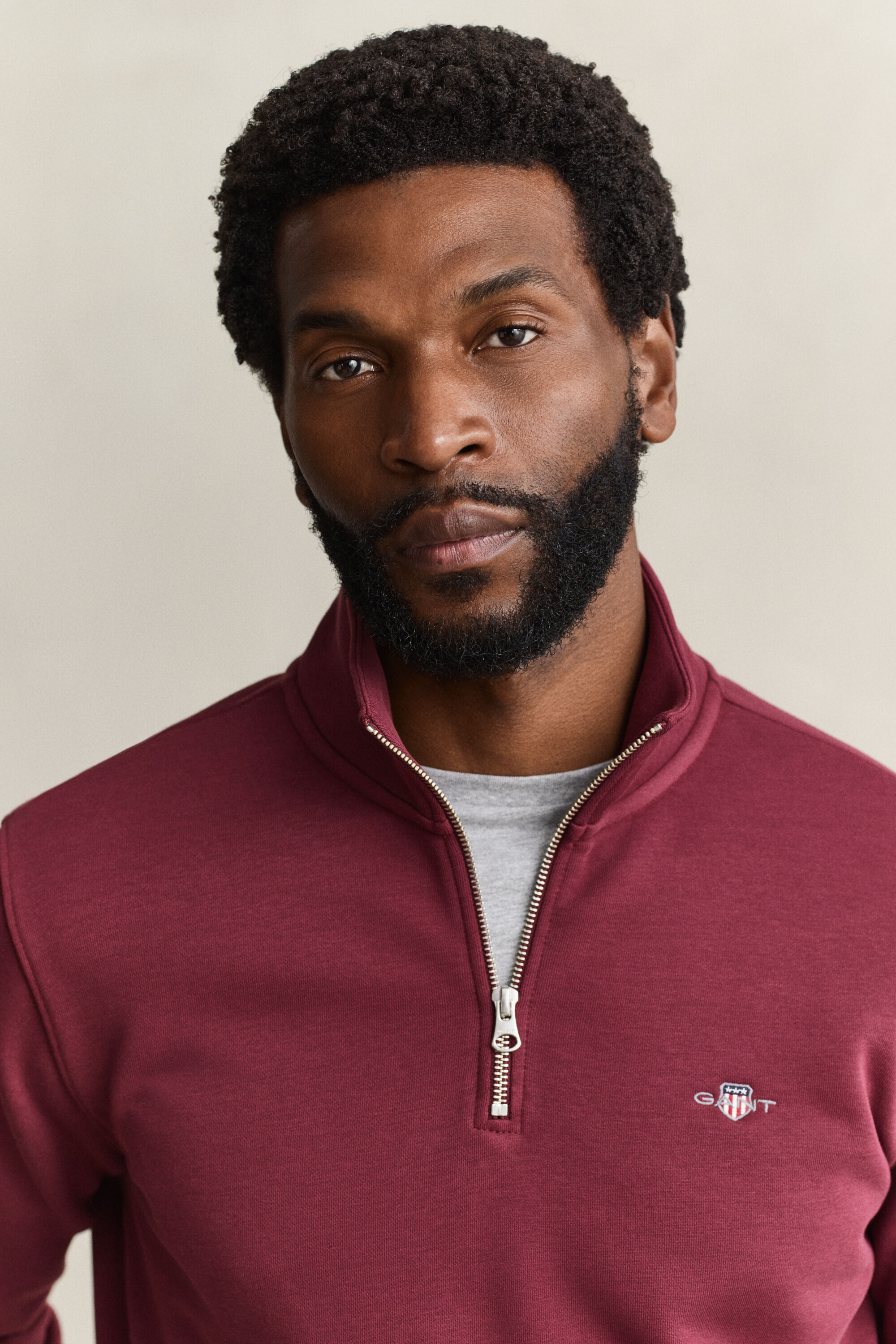 Shield Sweatshirt mit halblangem Reißverschluss
