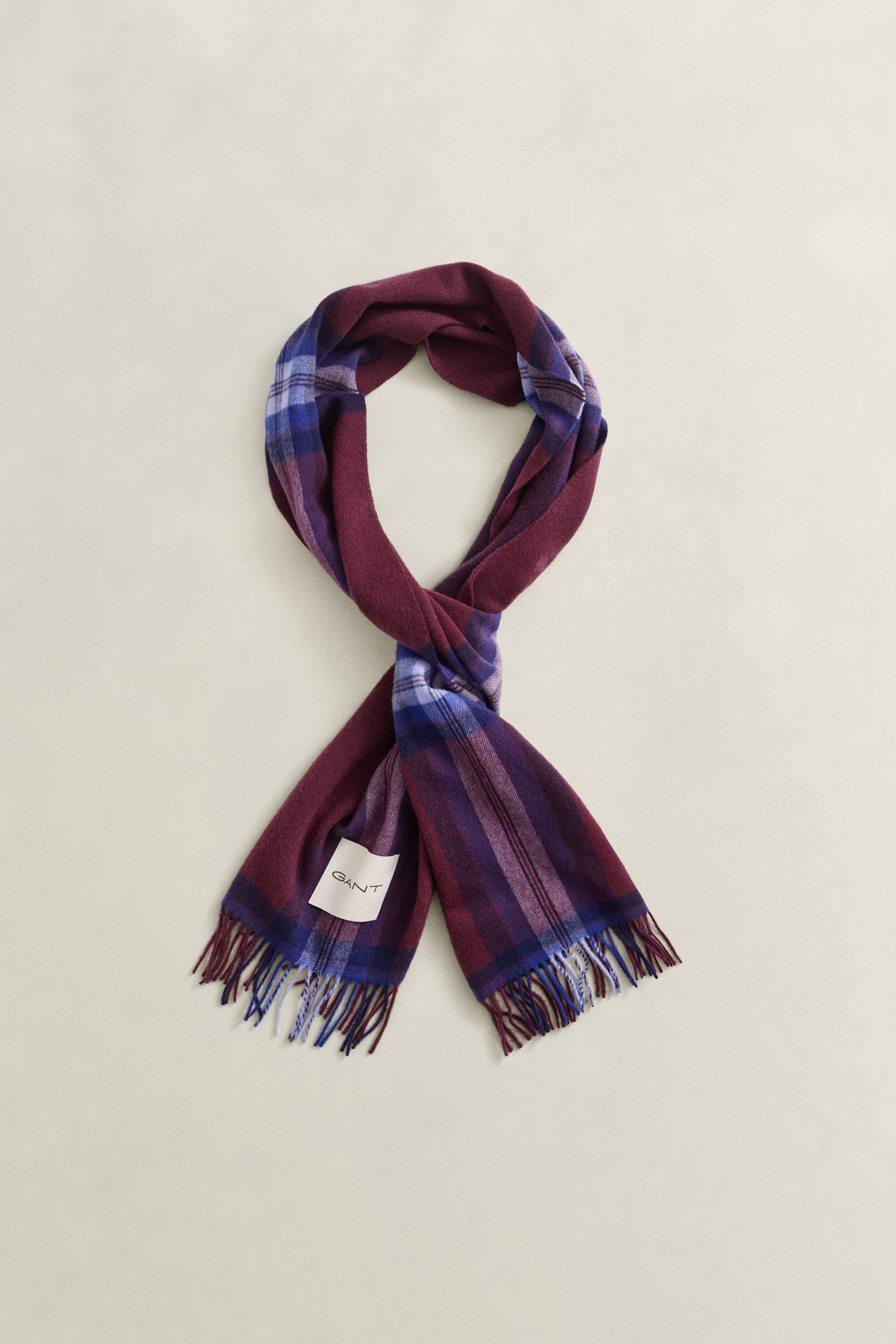 Wollschal mit Tartan-Muster